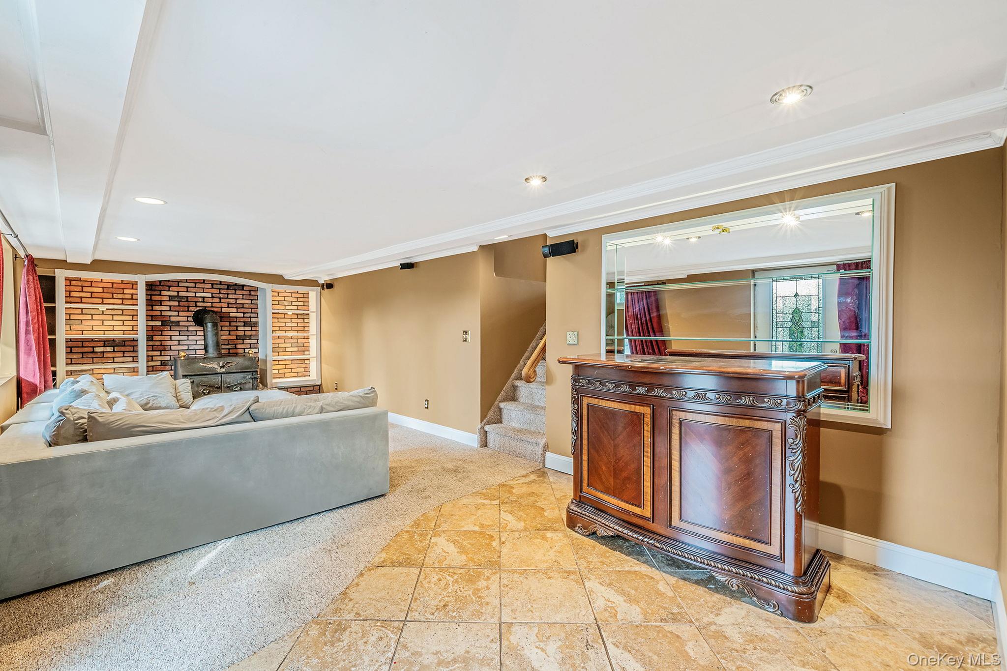 #15 photo, 310 Terry Road, Smithtown , NY 11787