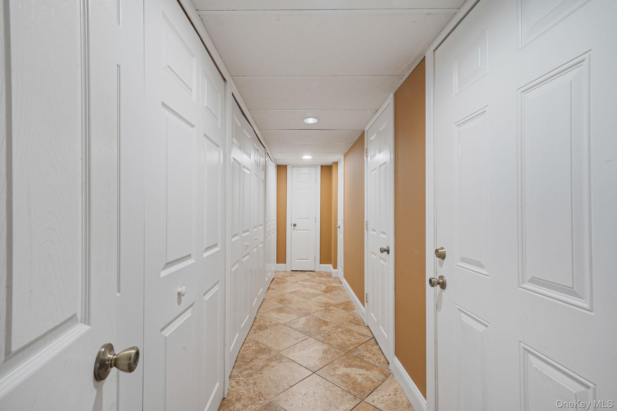 #17 photo, 310 Terry Road, Smithtown , NY 11787