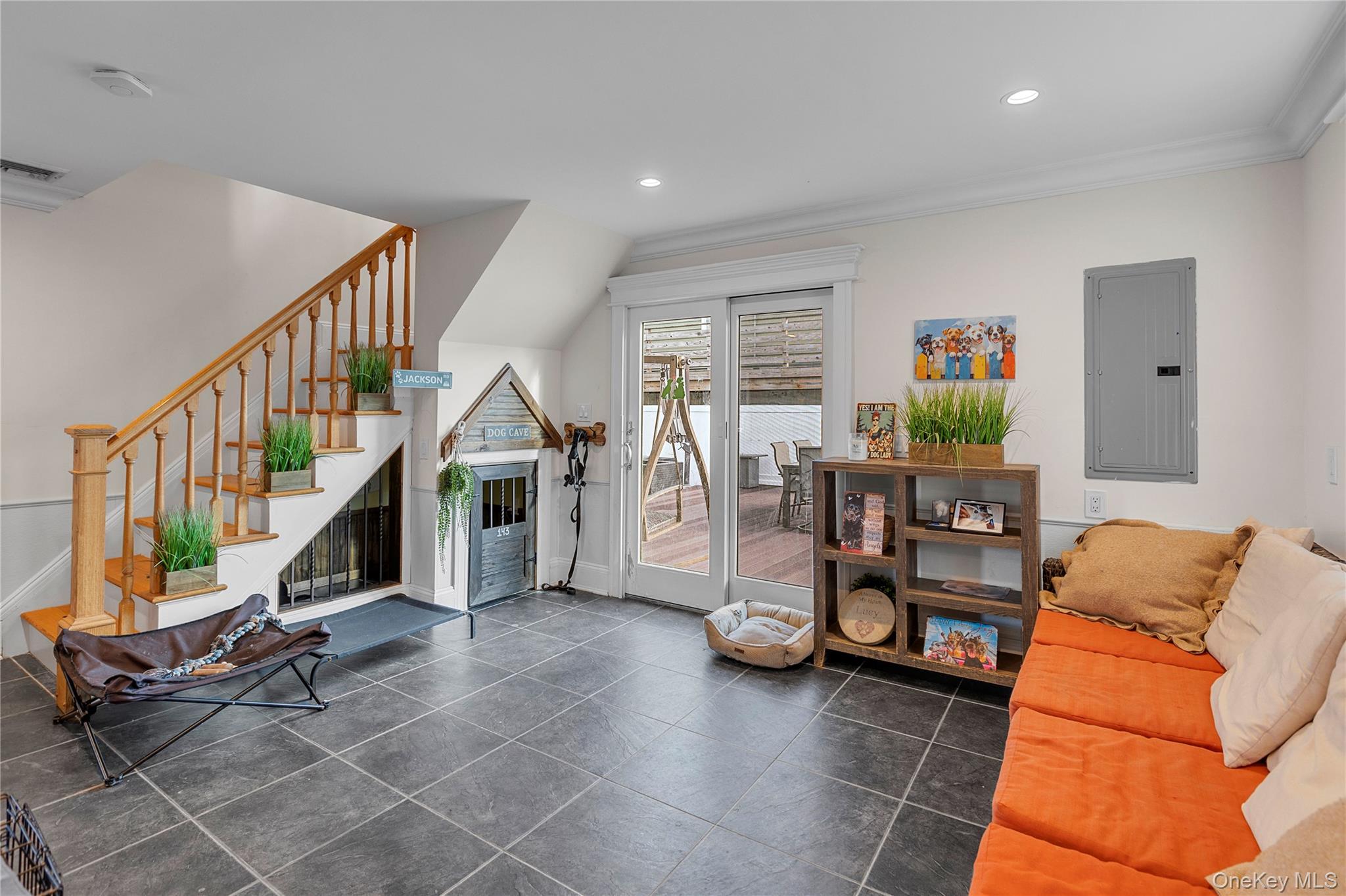 #20 photo, 803 S 7th Street, Lindenhurst , NY 11757