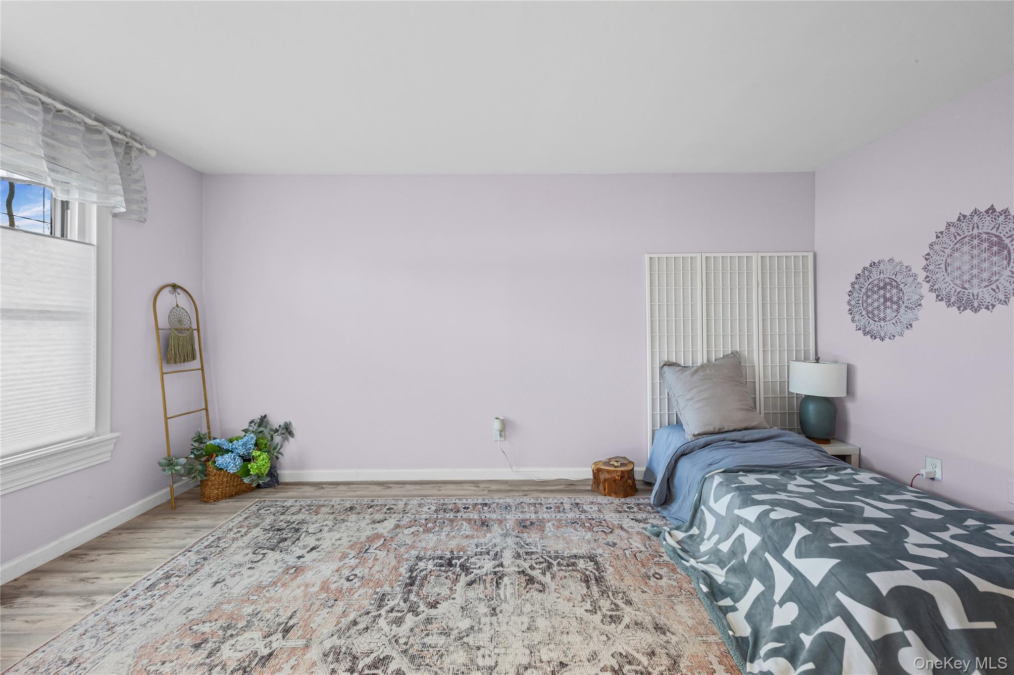 #14 photo, 175 Main Avenue, Wheatley Heights , NY 11798