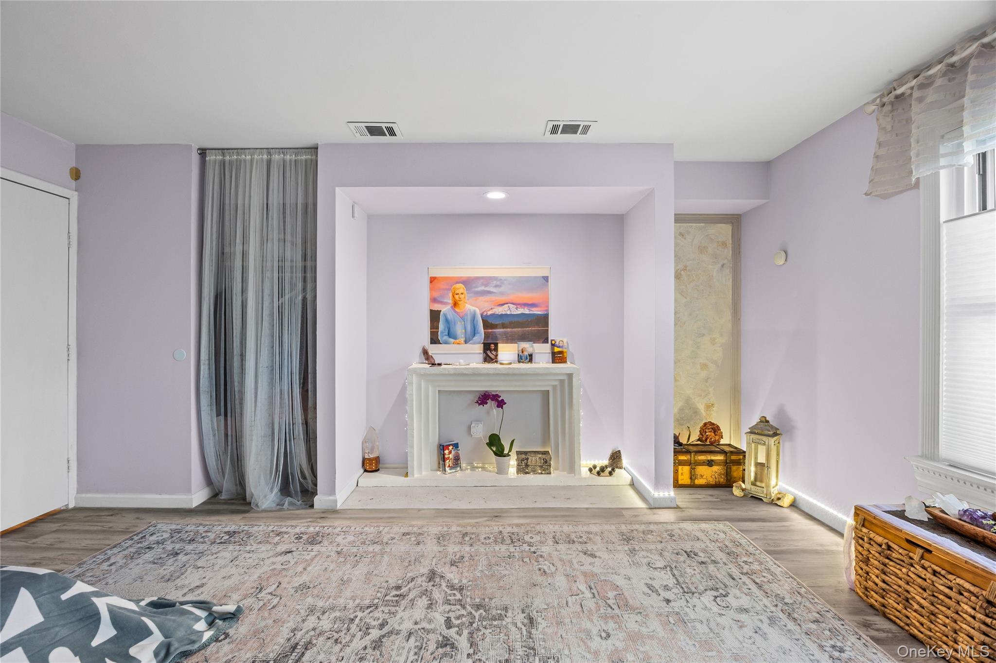 #15 photo, 175 Main Avenue, Wheatley Heights , NY 11798