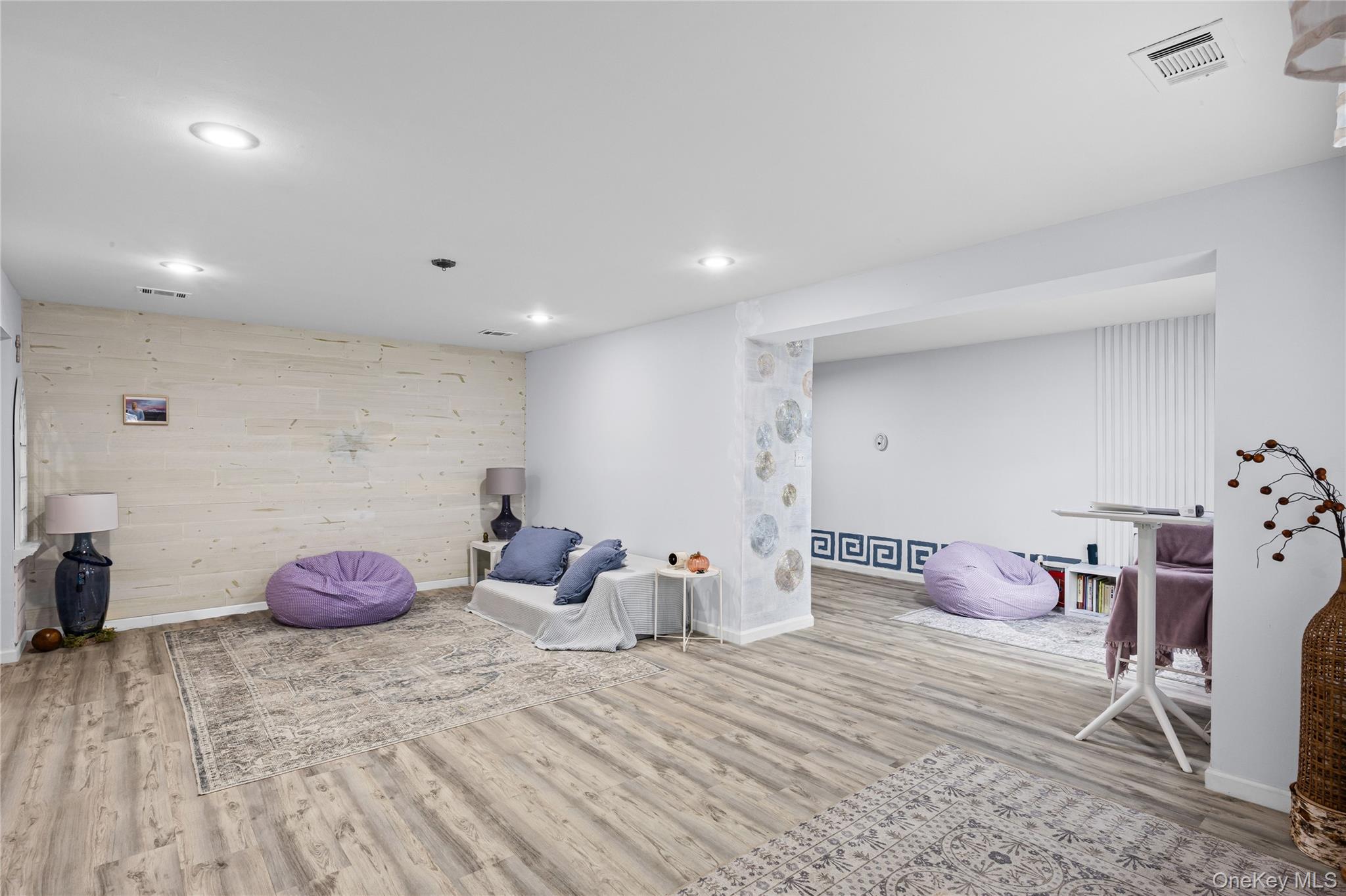 #4 photo, 175 Main Avenue, Wheatley Heights , NY 11798