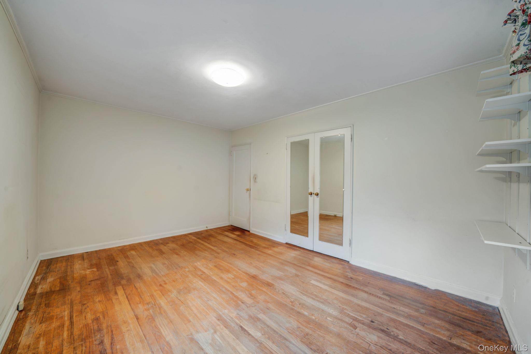 #19 photo, 23106 Union Turnpike, Bellerose Manor , NY 11427