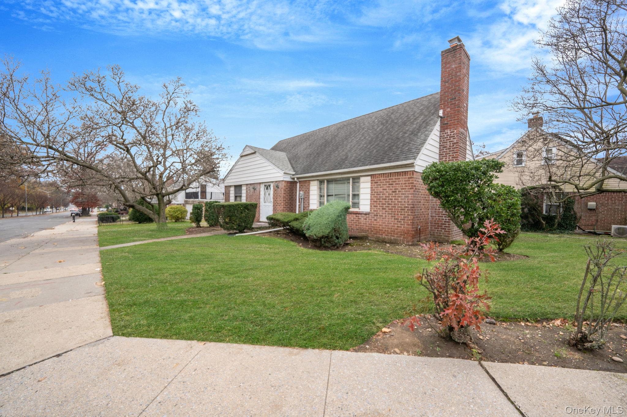 #3 photo, 23106 Union Turnpike, Bellerose Manor , NY 11427