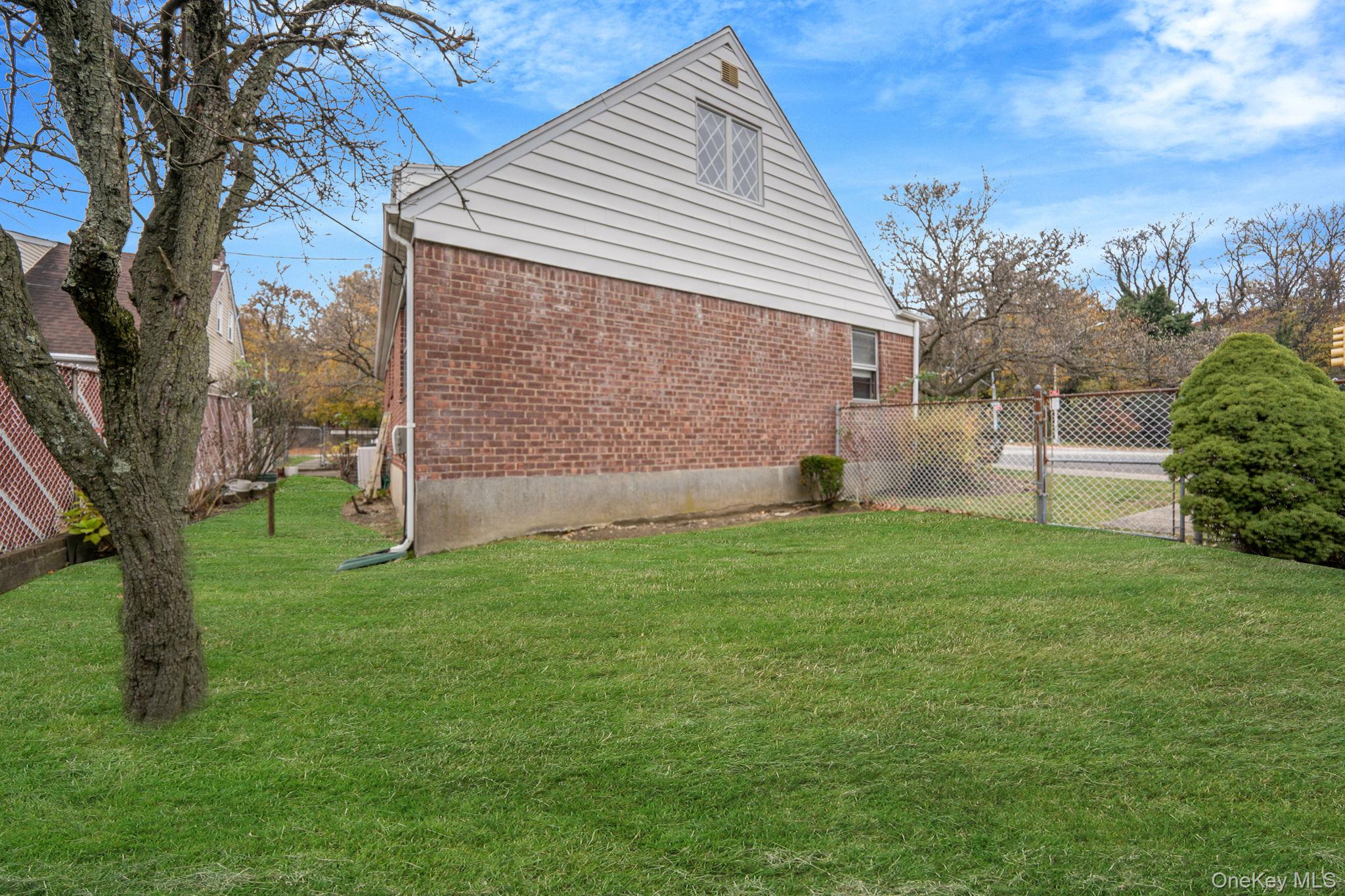 #5 photo, 23106 Union Turnpike, Bellerose Manor , NY 11427