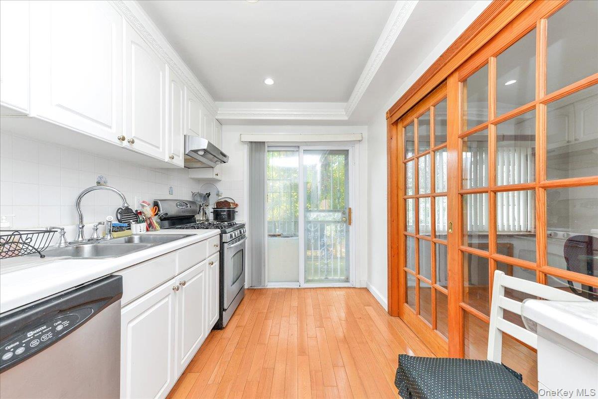 #5 photo, 195-31 39 Avenue, Flushing , NY 11358