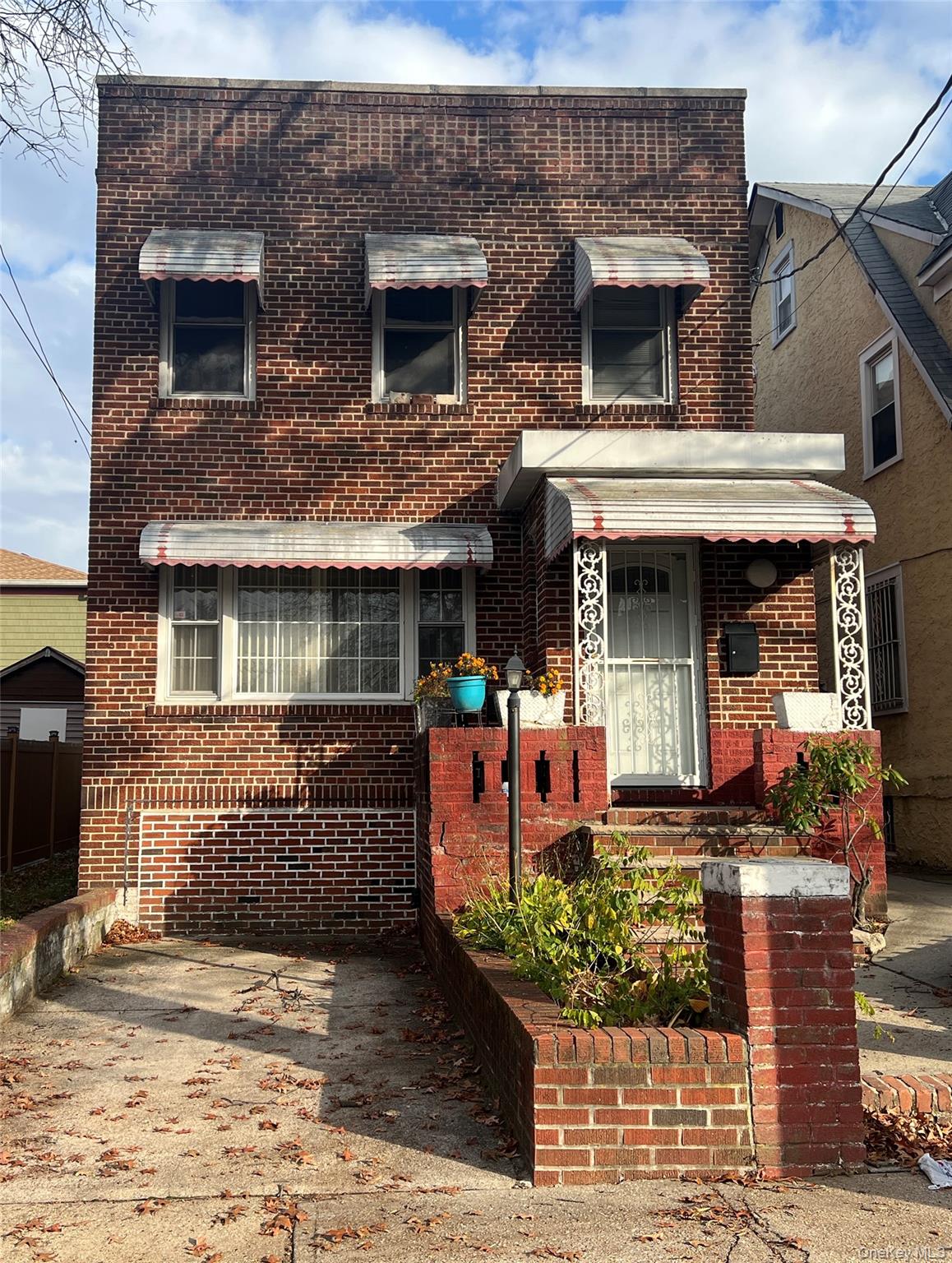 #1 photo, 104-09 201 Street, Saint Albans , NY 11412