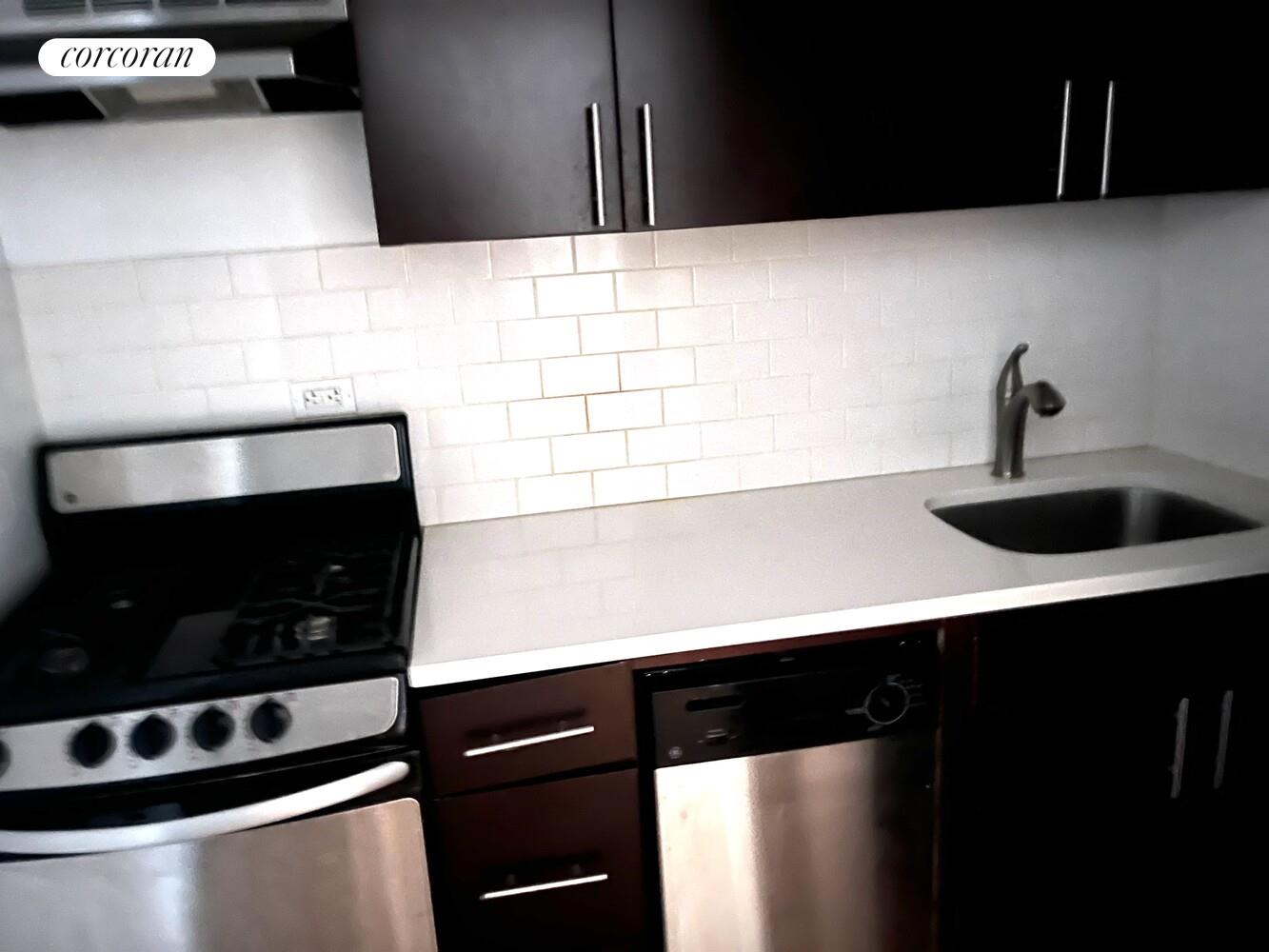 #9 photo, 200 E 28TH Street, Kips Bay , NY 10016