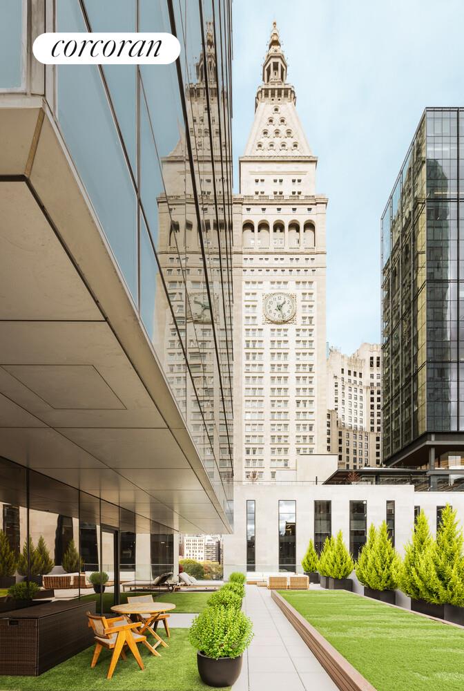 #19 photo, 23 E 22ND Street, Flatiron , NY 10010