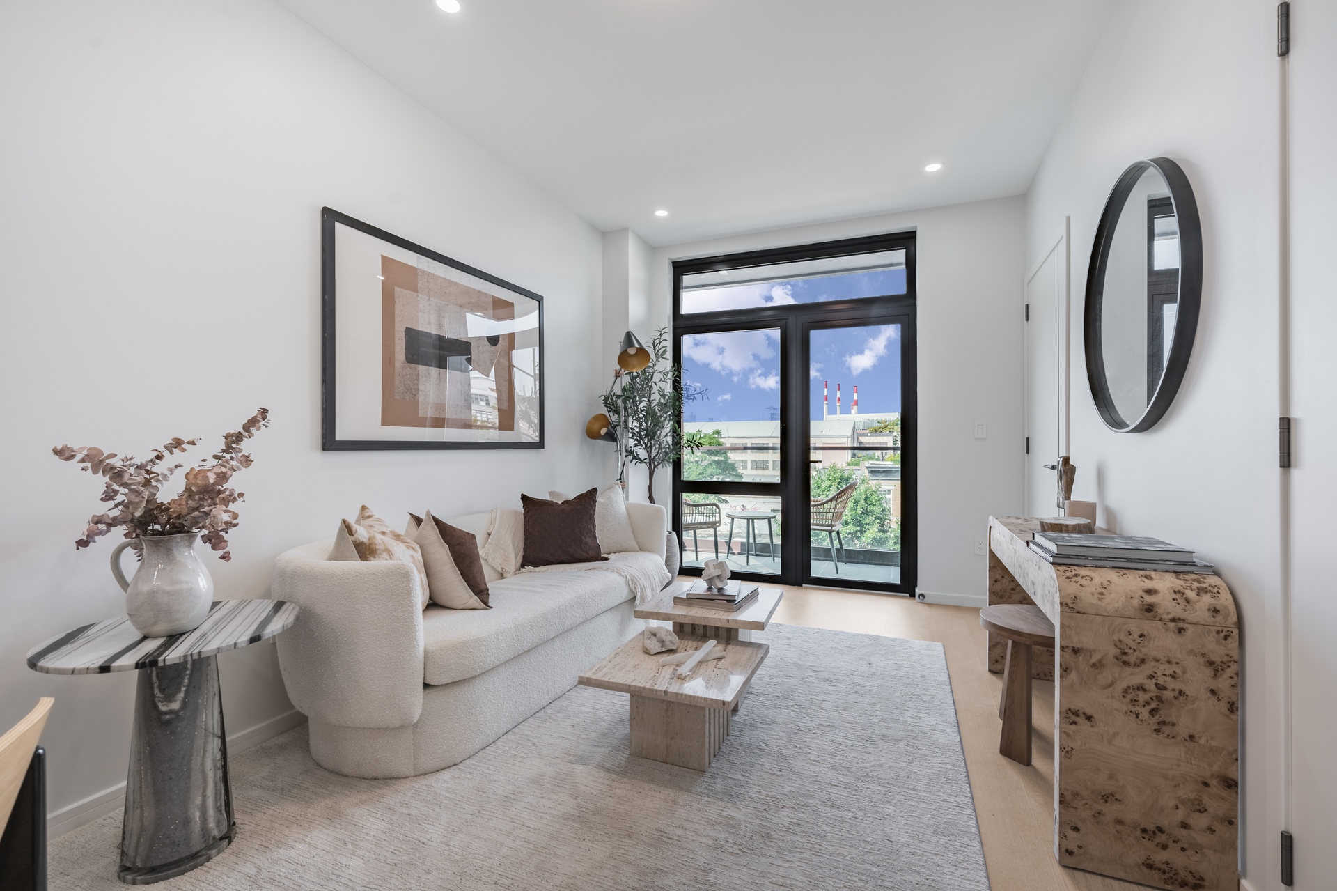 #1 photo, 11-52 44th Drive, लॉन्ग आइलैंड सिटी Long Island City , NY 11101