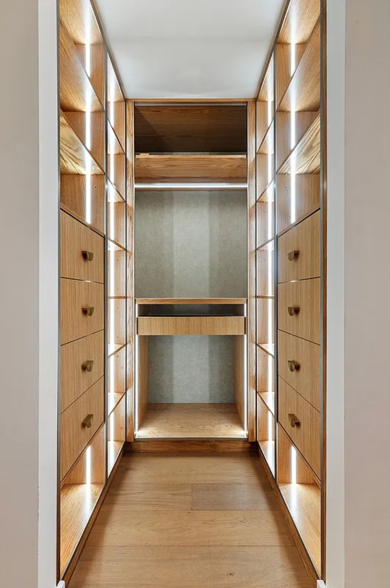 #12 photo, 21 W 17th Street, Flatiron District , NY 10011