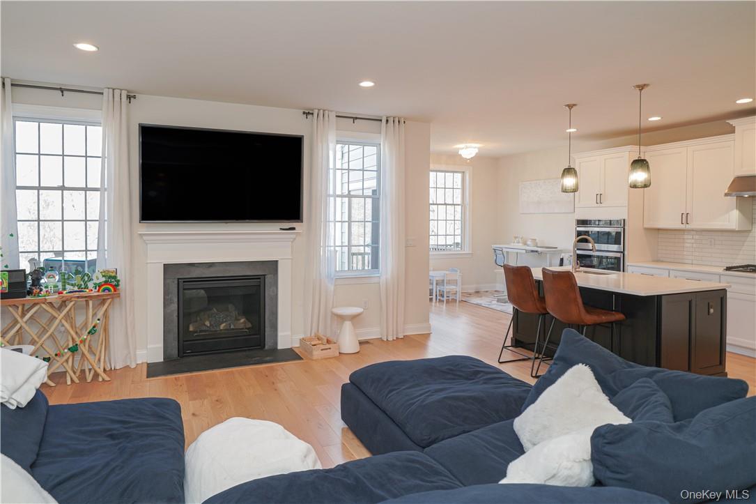 #4 photo, 20 Deforest Drive, Cortlandt Manor , NY 10567