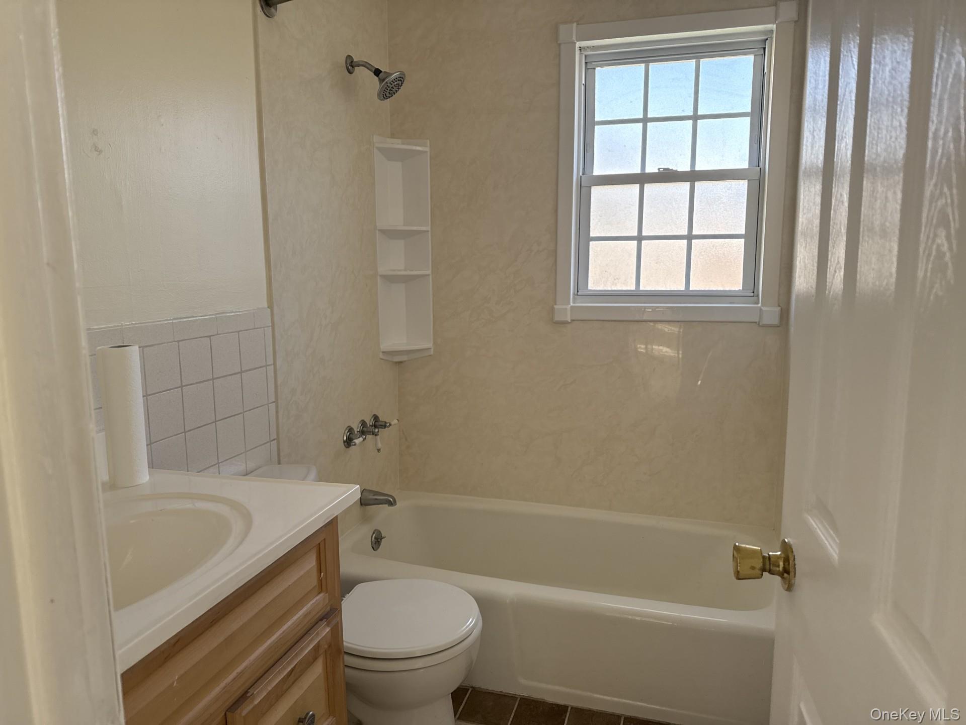 #7 photo, 5 Wildwood Drive, Wappingers Falls , NY 12590