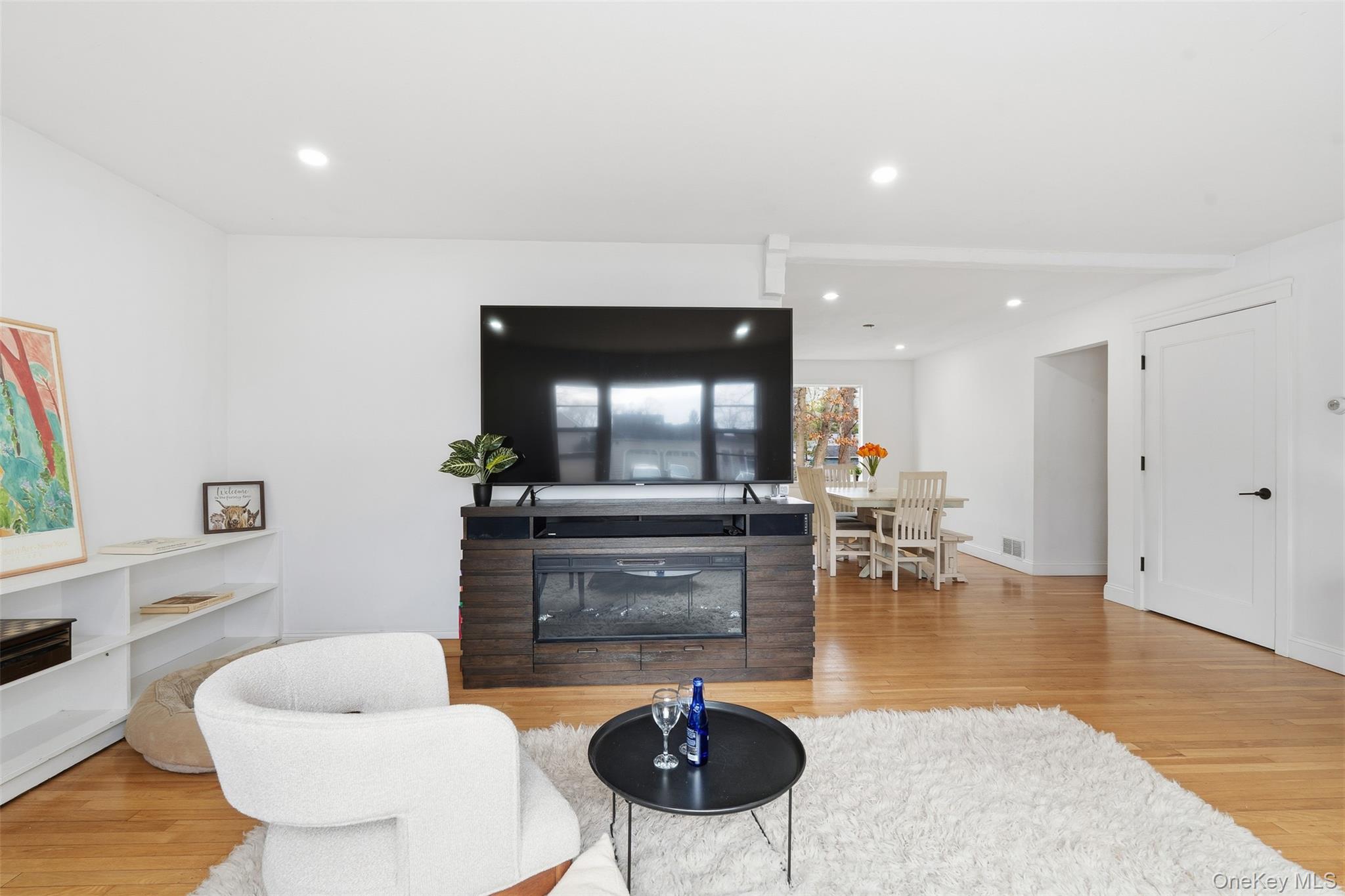 #4 photo, 22 Hovenkamp Avenue, Nanuet , NY 10954