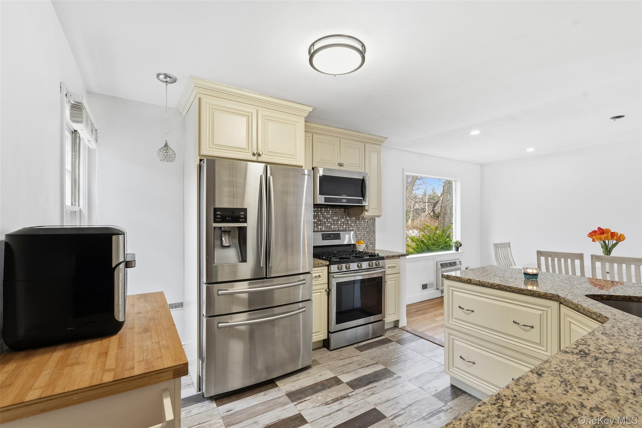 #7 photo, 22 Hovenkamp Avenue, Nanuet , NY 10954