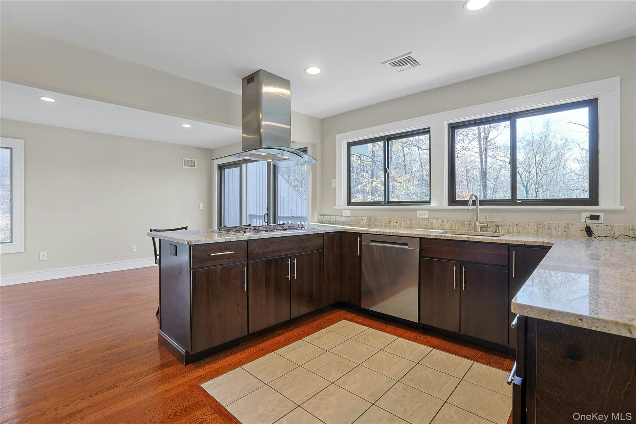 #14 photo, 300 Clausland Mountain Road, Blauvelt , NY 10913