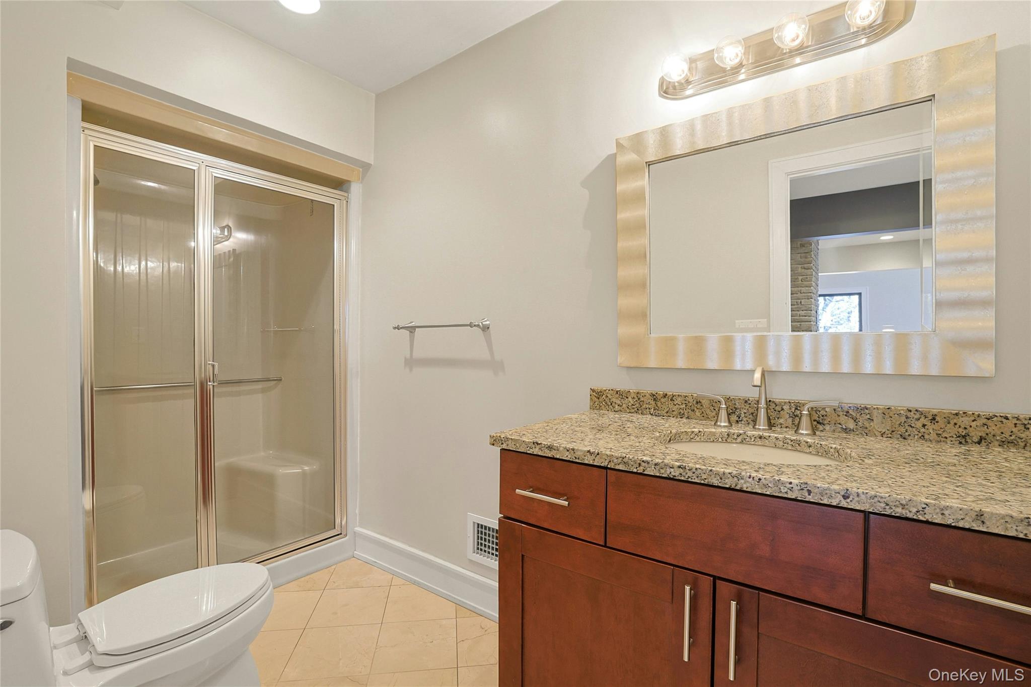 #20 photo, 300 Clausland Mountain Road, Blauvelt , NY 10913