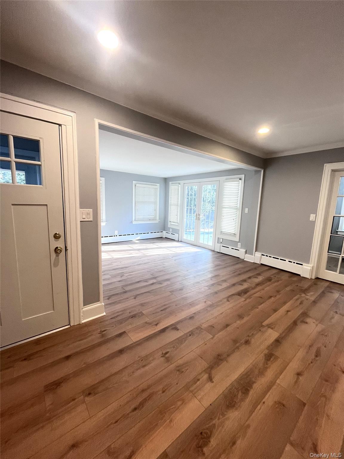 #3 photo, 24 Arnold Avenue, West Babylon , NY 11704