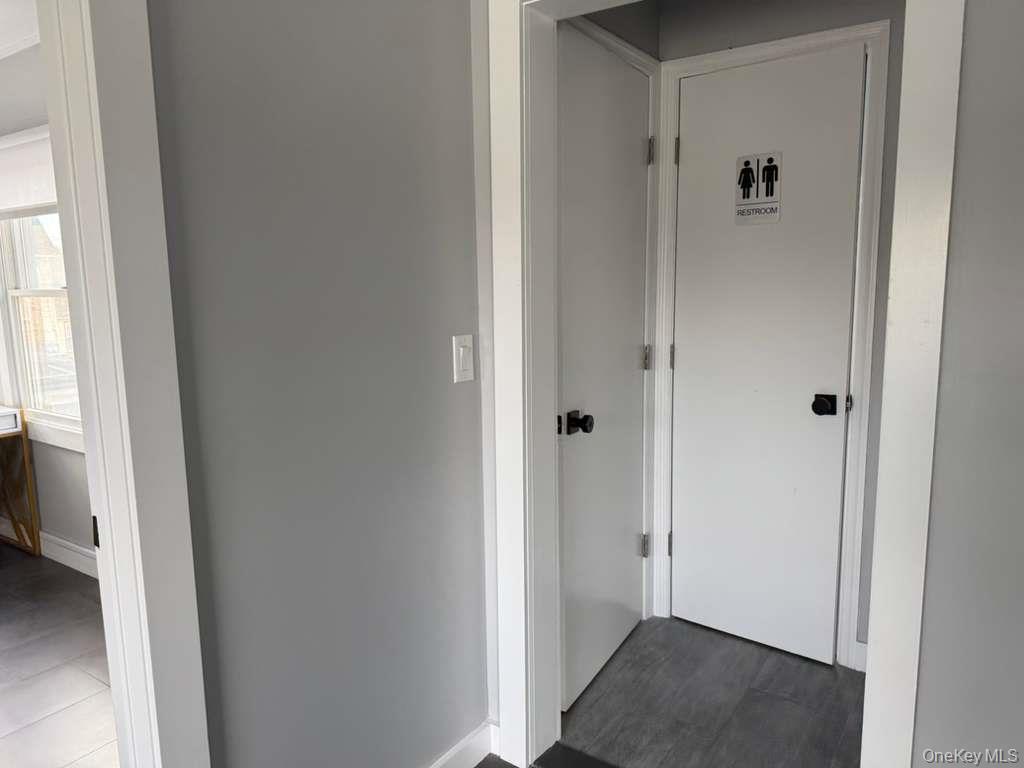 #8 photo, 70 Carman Avenue, Cedarhurst , NY 11516