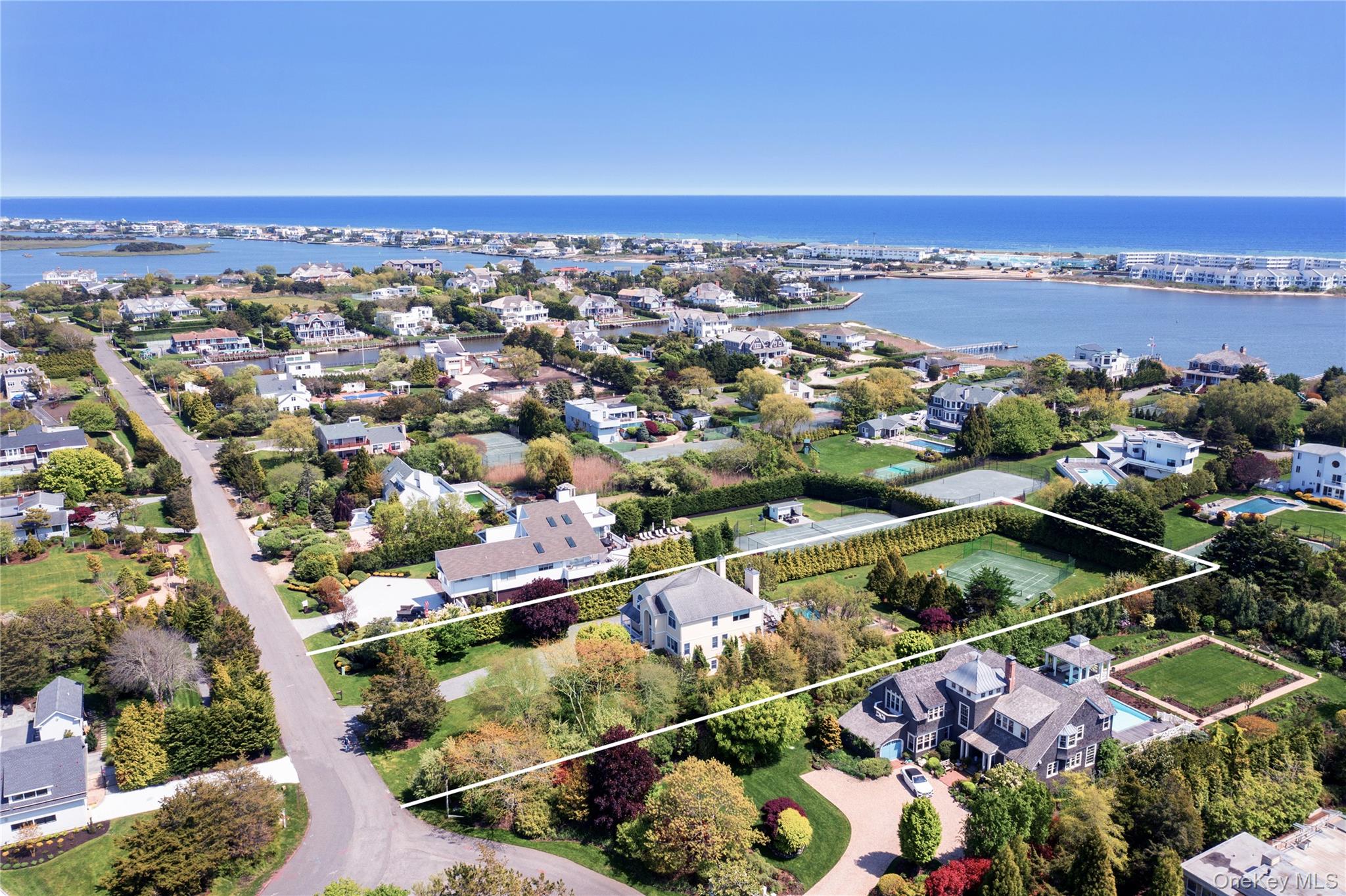 #2 photo, 7 Stillwaters Lane, Westhampton Beach , NY 11978