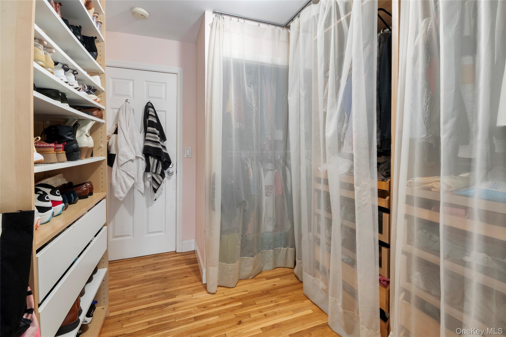 #11 photo, 277 Horseblock Road, Farmingville , NY 11738