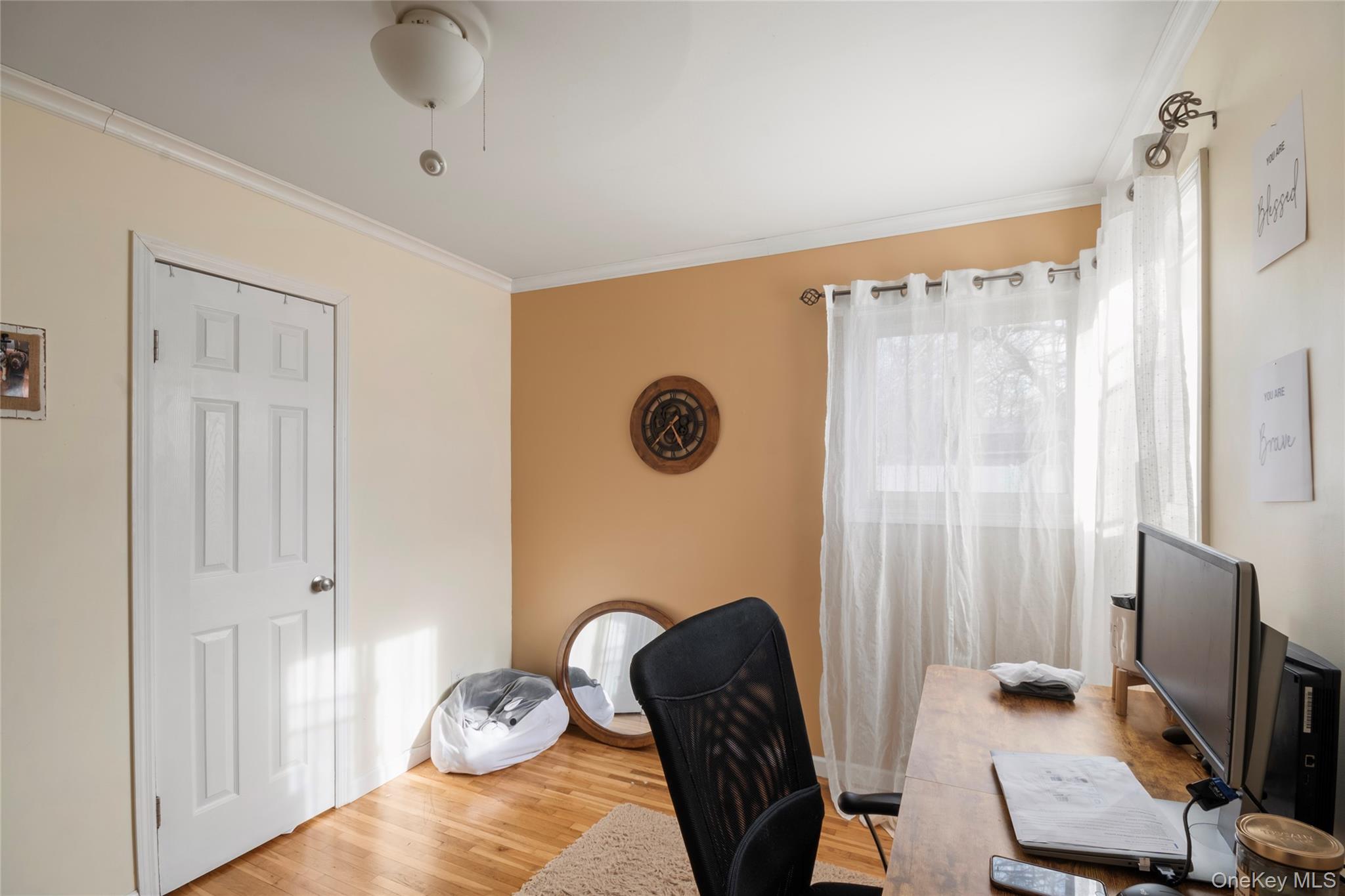 #16 photo, 277 Horseblock Road, Farmingville , NY 11738