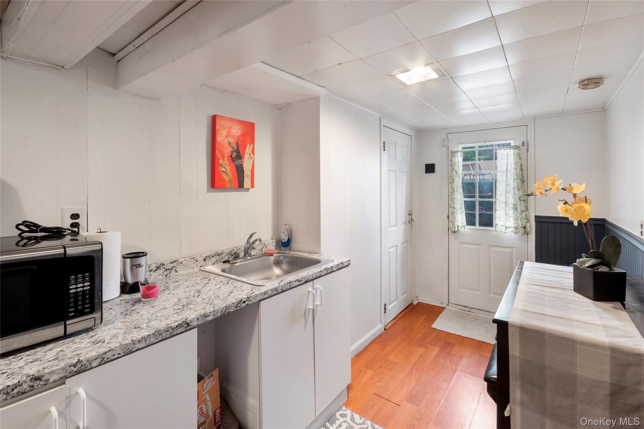 #18 photo, 277 Horseblock Road, Farmingville , NY 11738