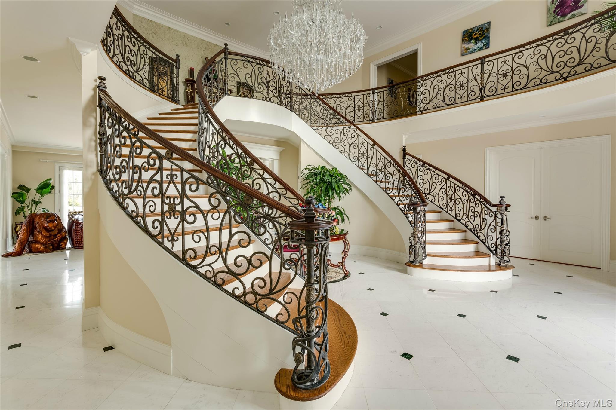 #8 photo, 16 Evergreen Way, Old Brookville , NY 11545