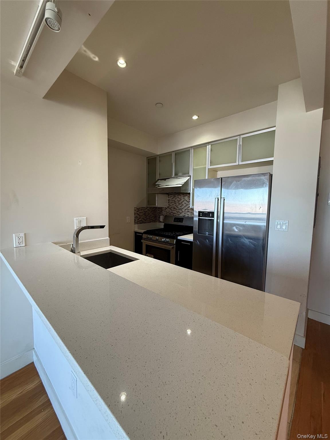 #2 photo, 42-35 Main Street, Flushing , NY 11355