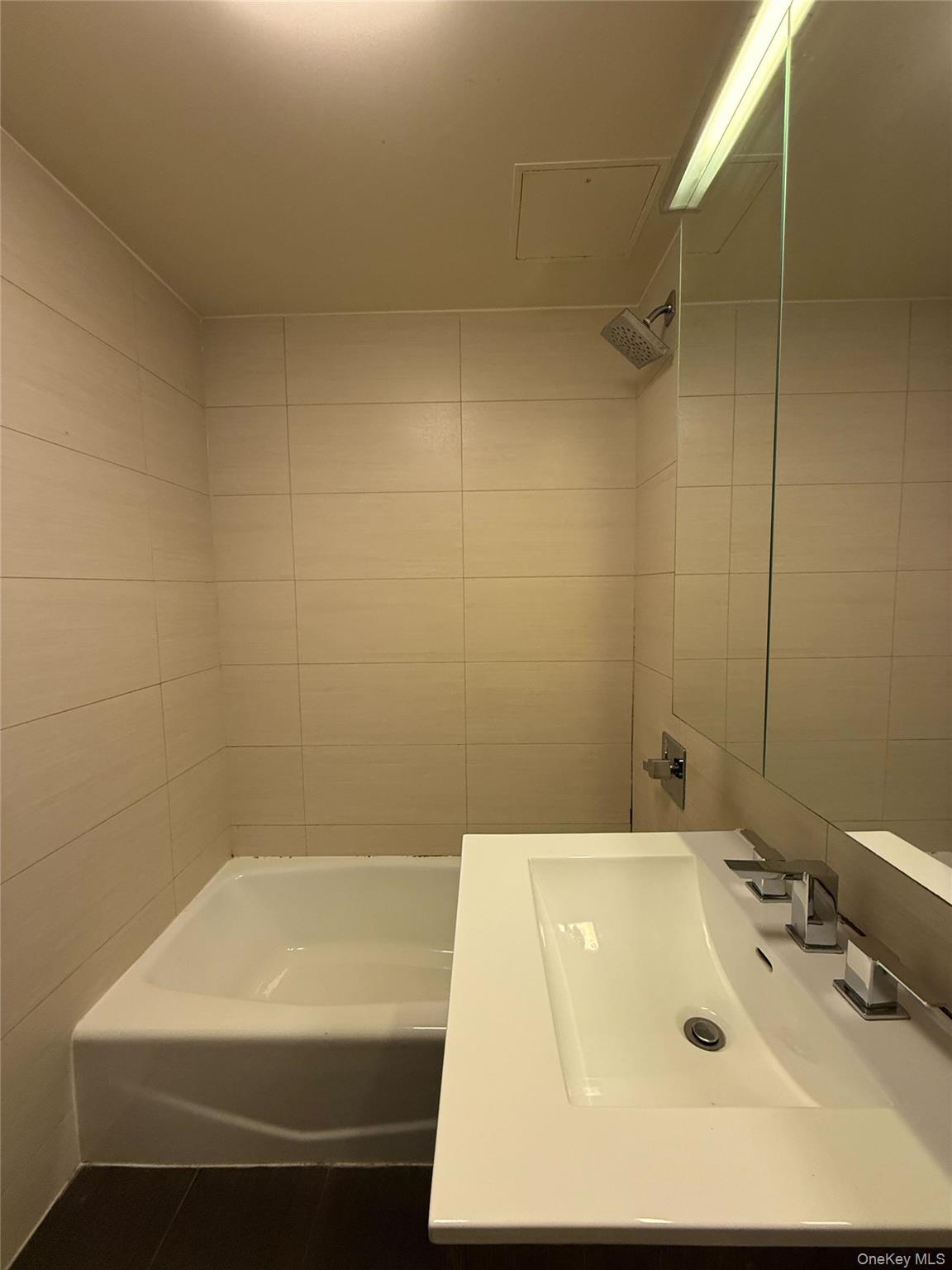 #6 photo, 42-35 Main Street, Flushing , NY 11355