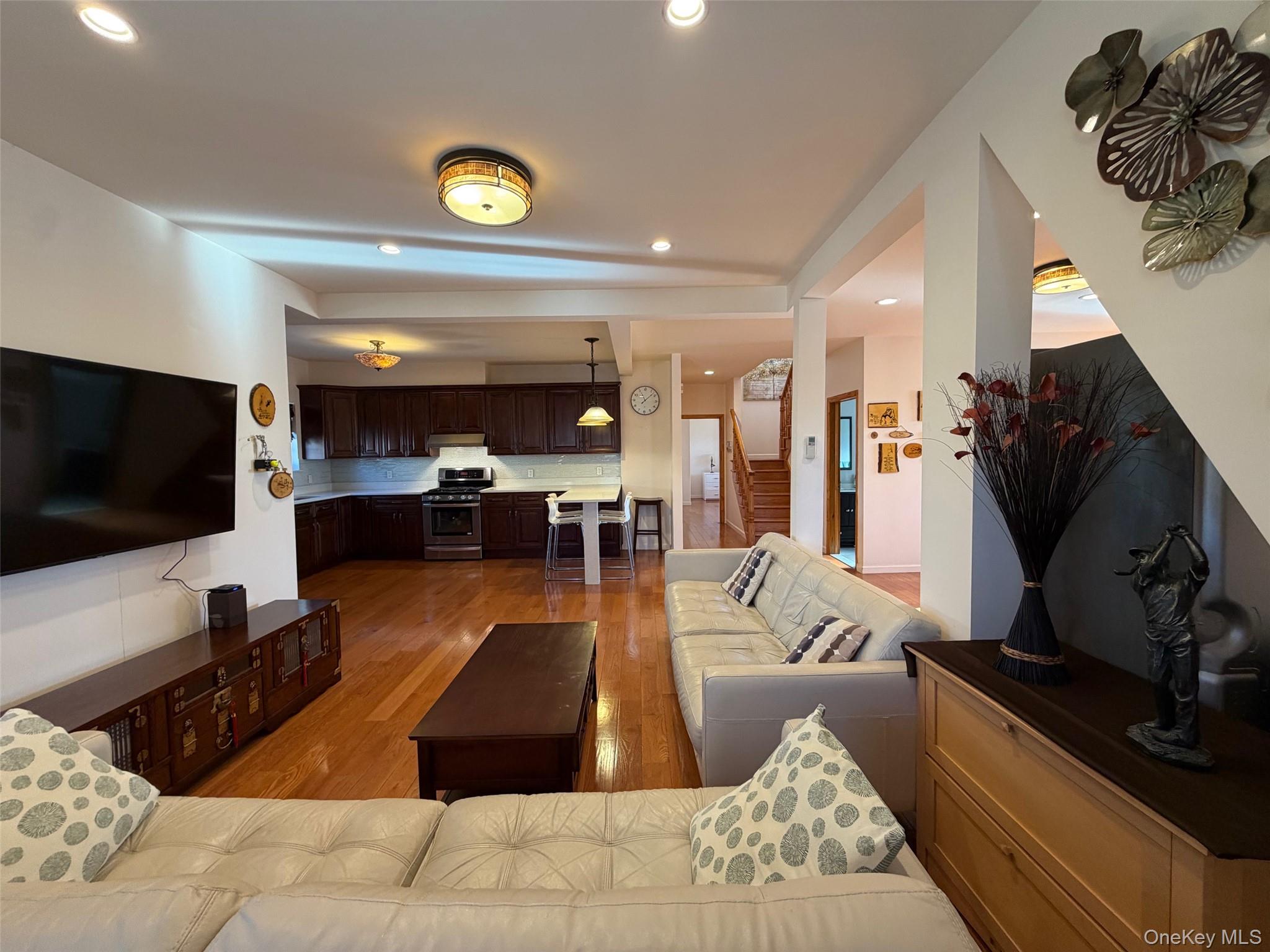 #20 photo, 35-35 155 Street, Flushing , NY 11354