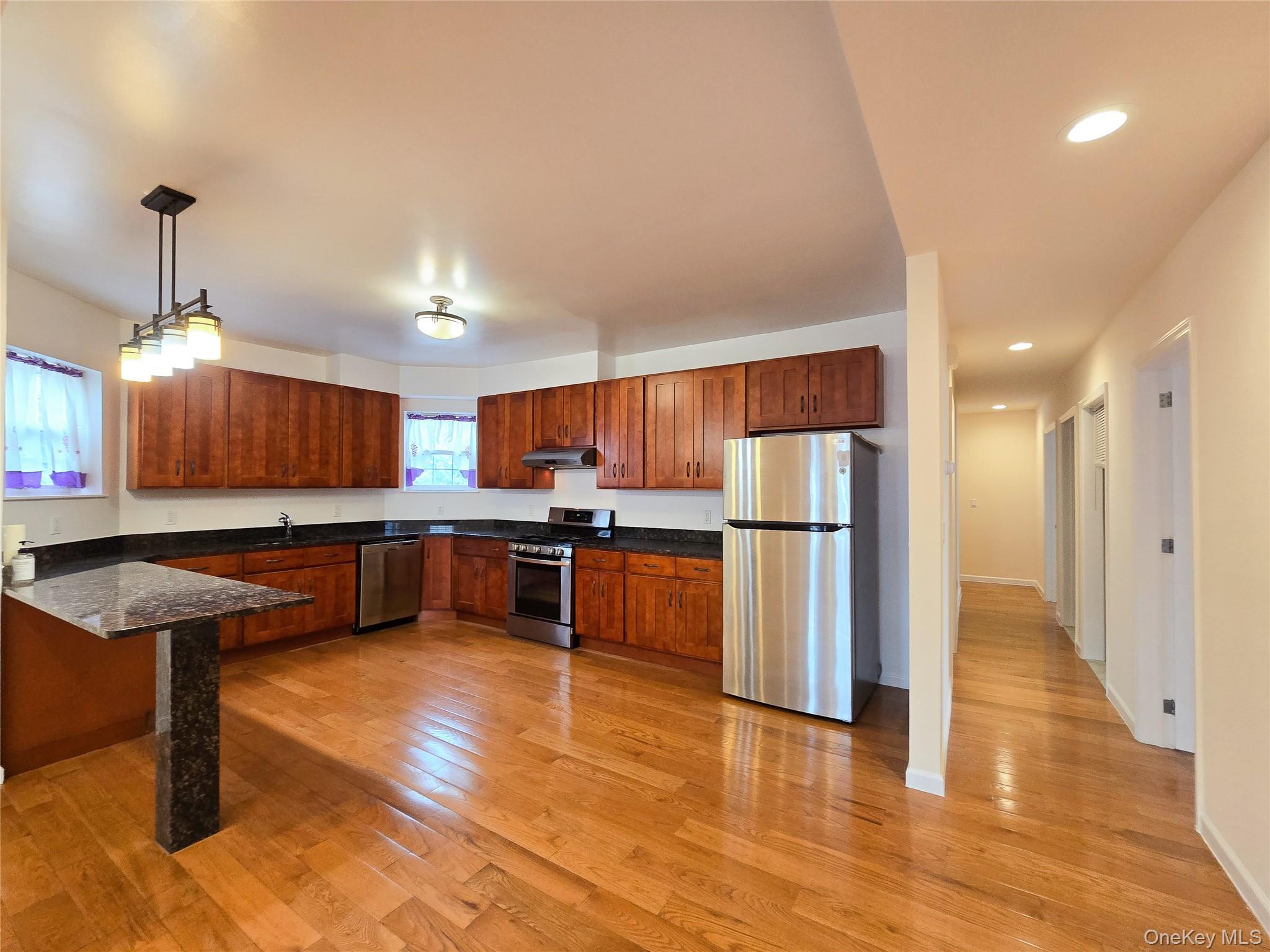 #3 photo, 35-35 155 Street, Flushing , NY 11354