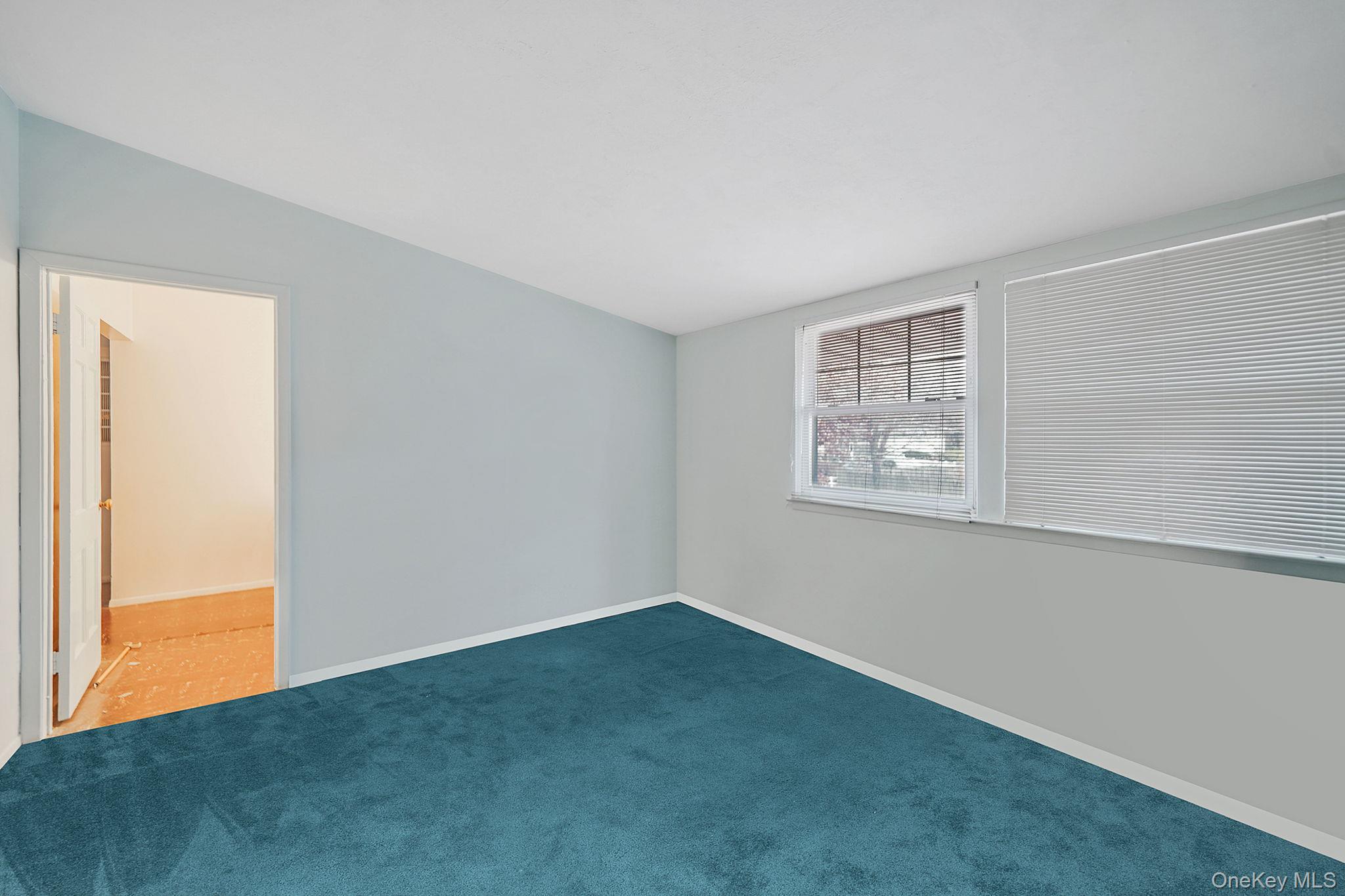 #15 photo, 31 Cabin Lane, East Setauket , NY 11733