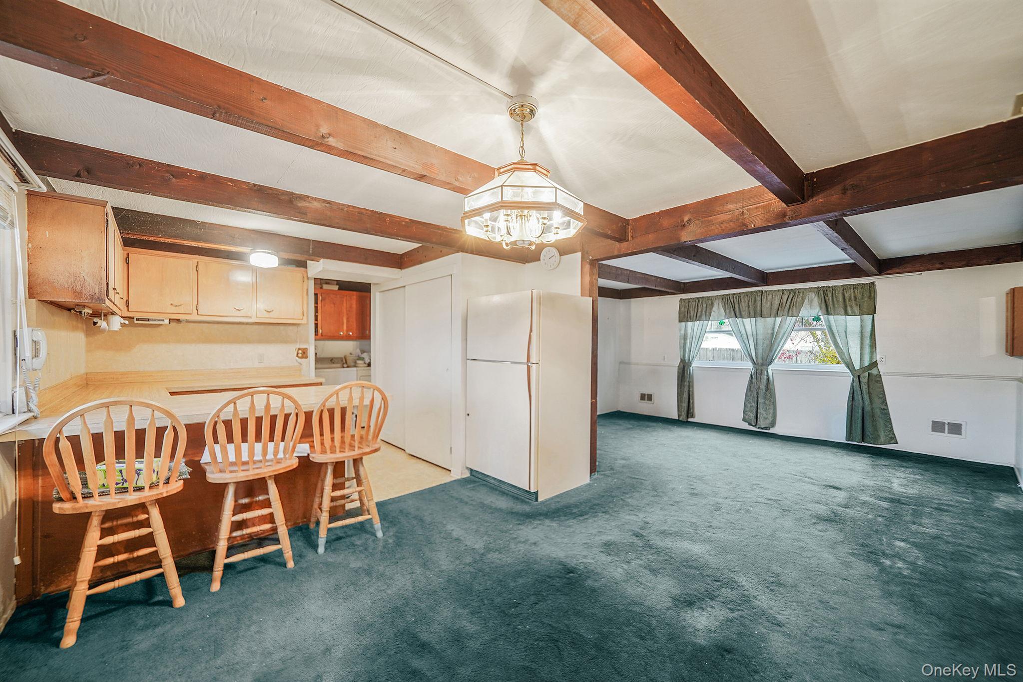 #6 photo, 31 Cabin Lane, East Setauket , NY 11733