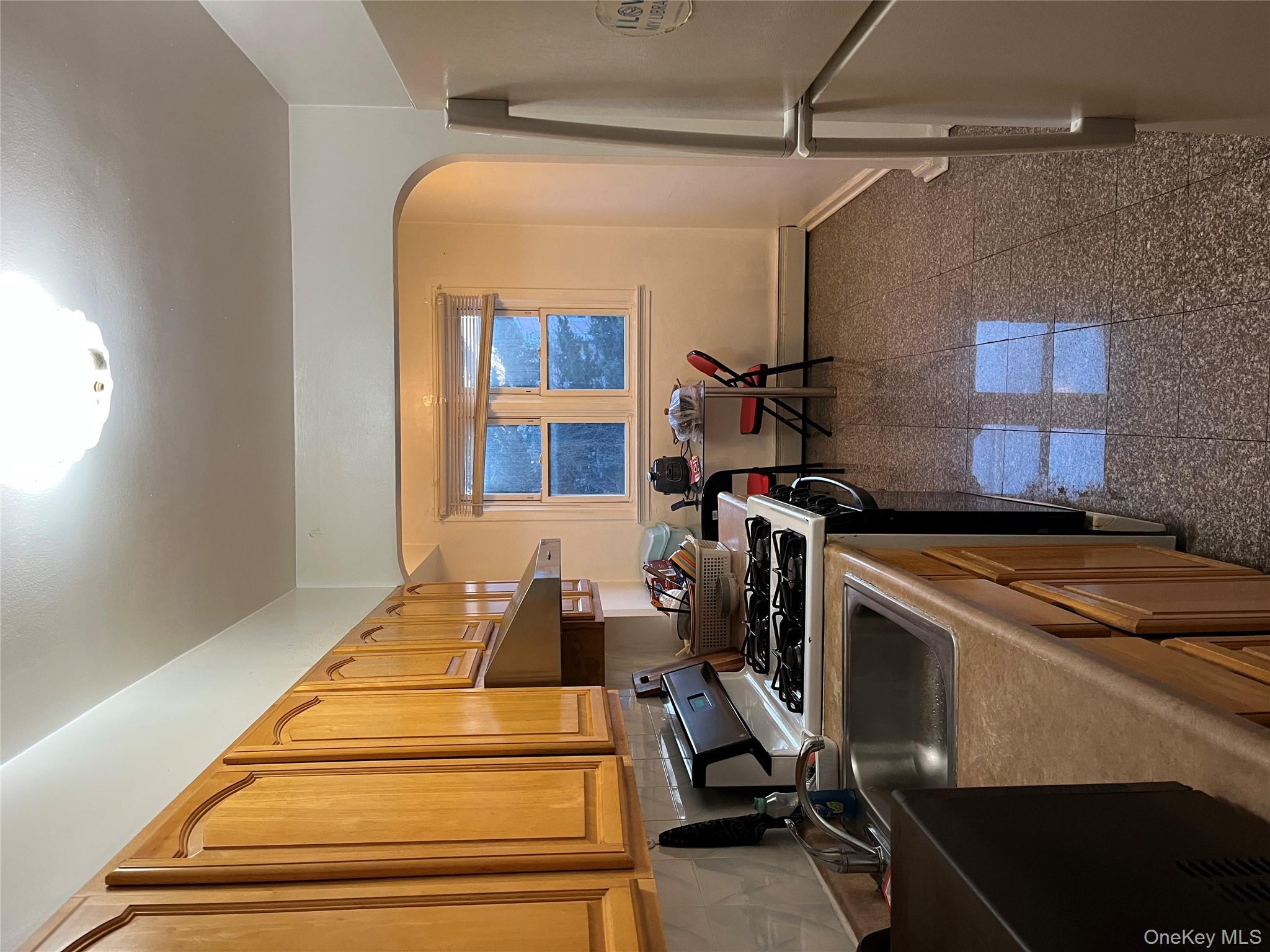 #2 photo, 150-12 59 Avenue, Flushing , NY 11355