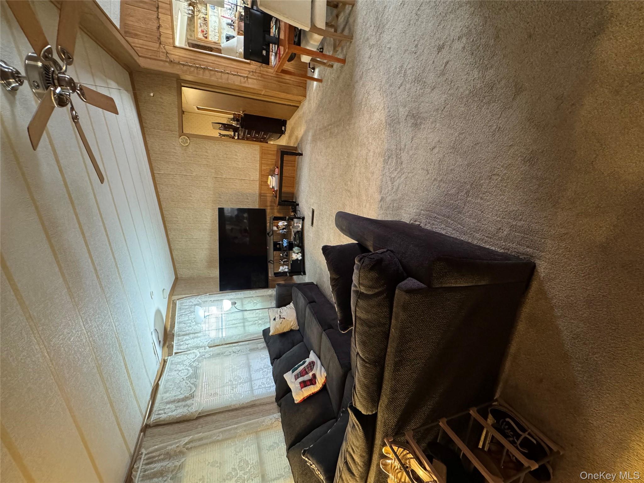 #6 photo, 58 Old Country Road, East Quogue , NY 11942