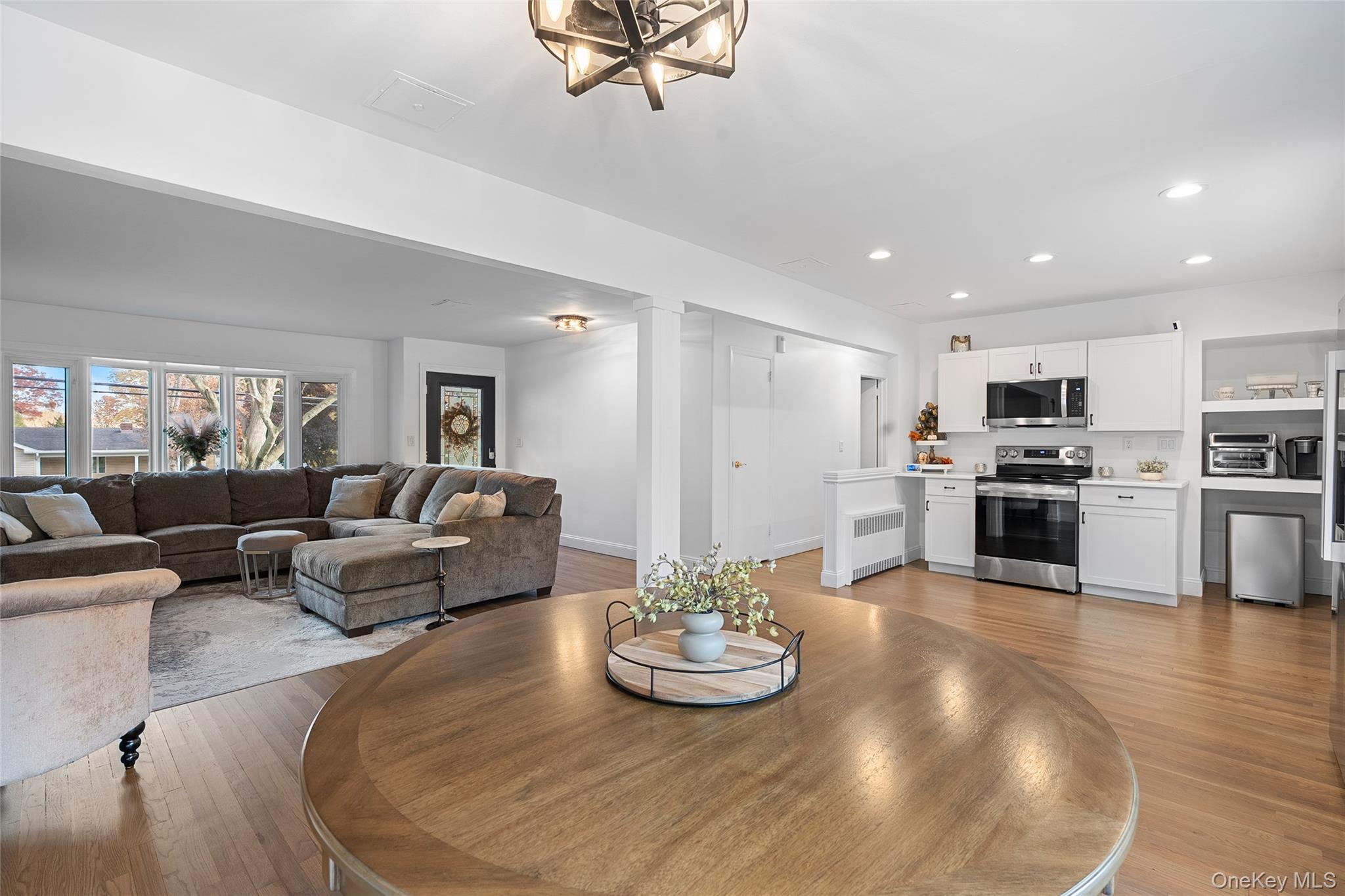 #7 photo, 148 S Hillside Avenue, Nesconset , NY 11767