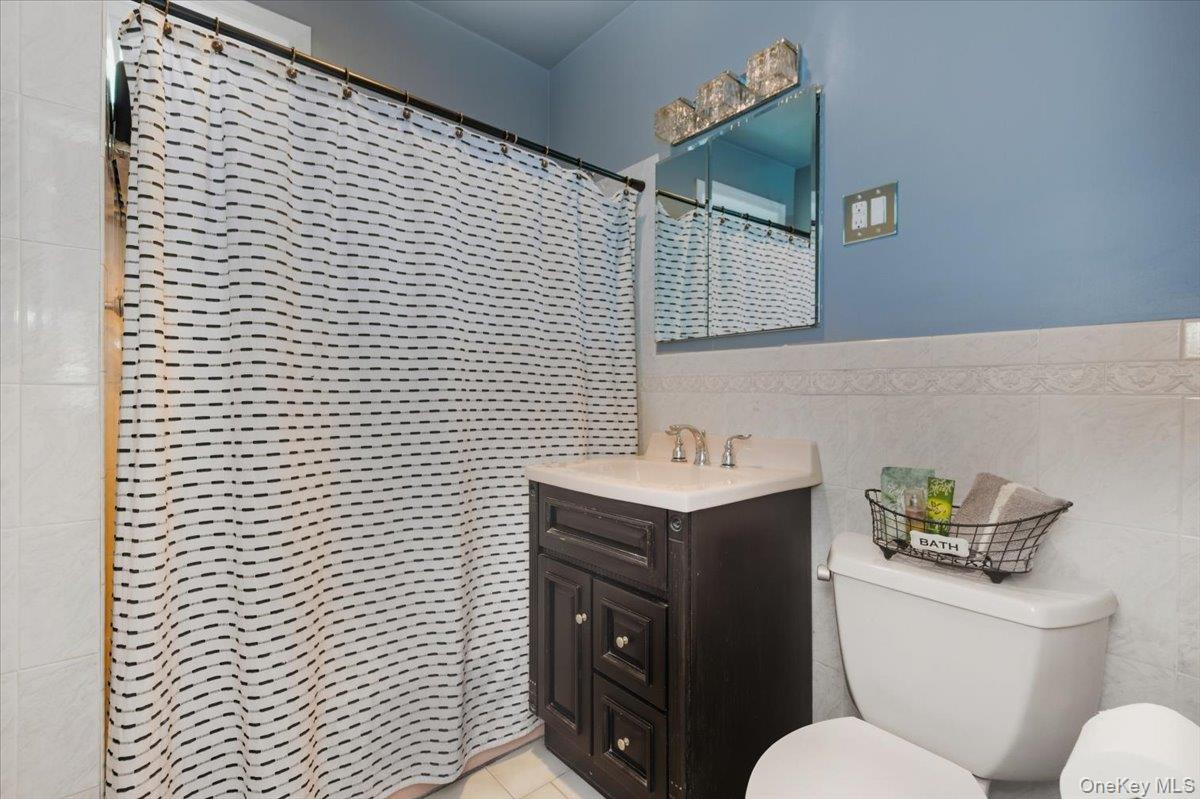 #15 photo, 1617 Mahan Avenue, Bronx , NY 10461