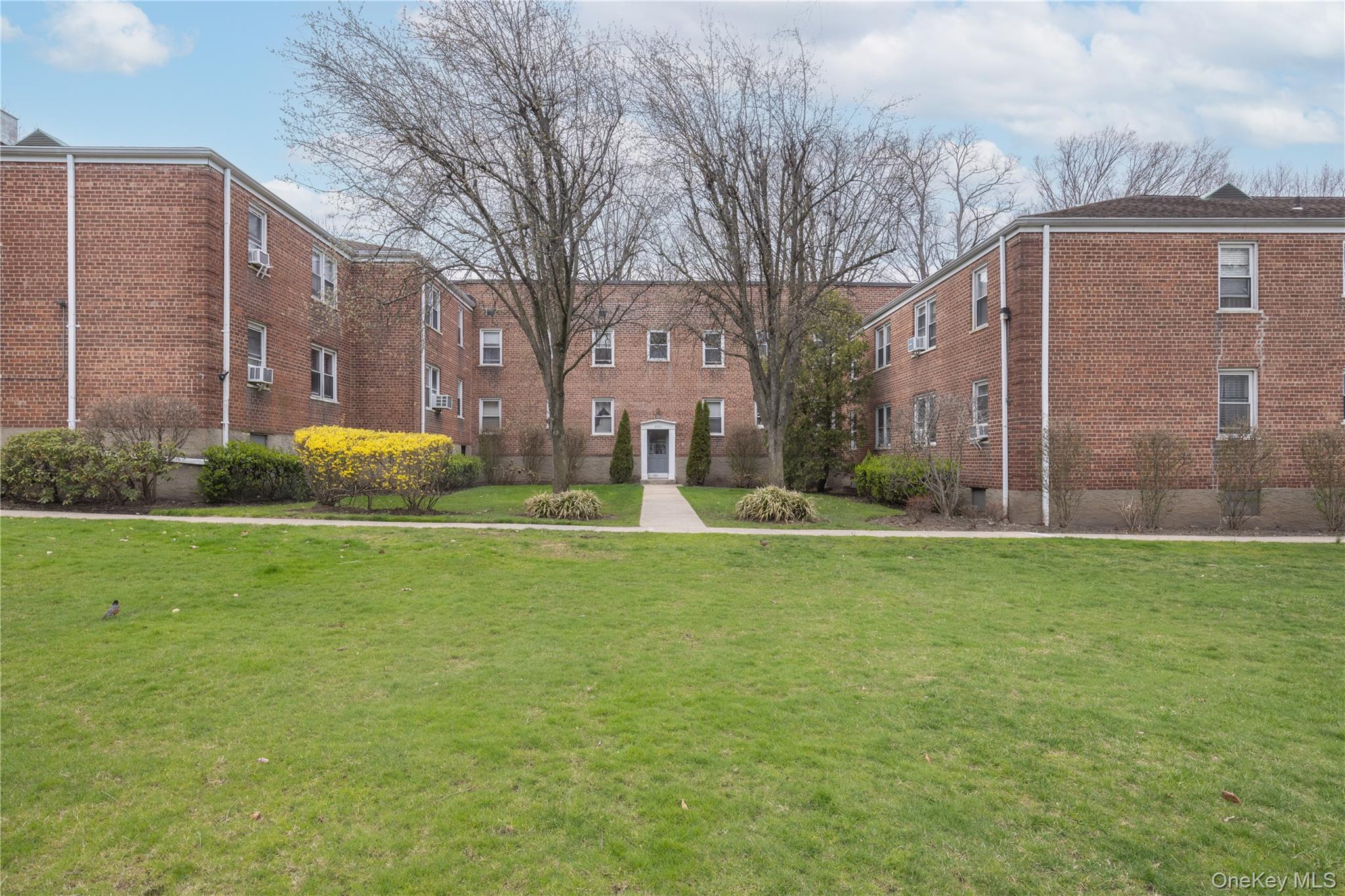 #16 photo, 2303 Palmer Avenue, New Rochelle , NY 10801