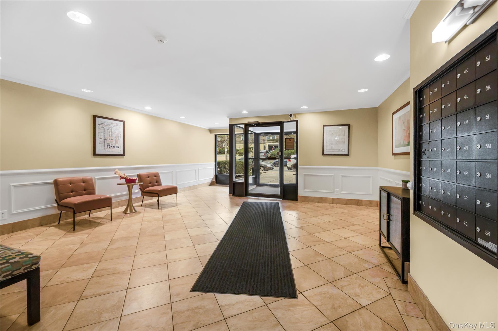 #12 photo, 679 Warburton Avenue, Yonkers , NY 10701