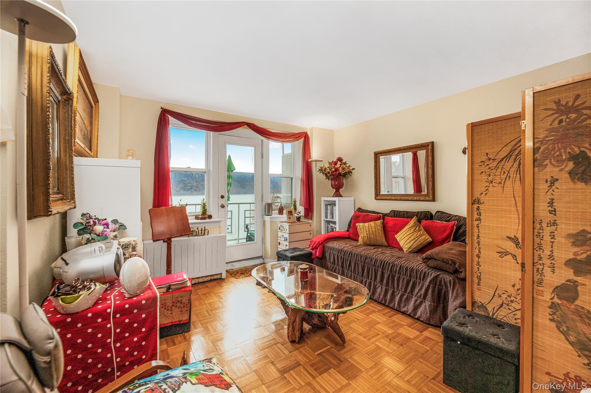 #4 photo, 679 Warburton Avenue, Yonkers , NY 10701