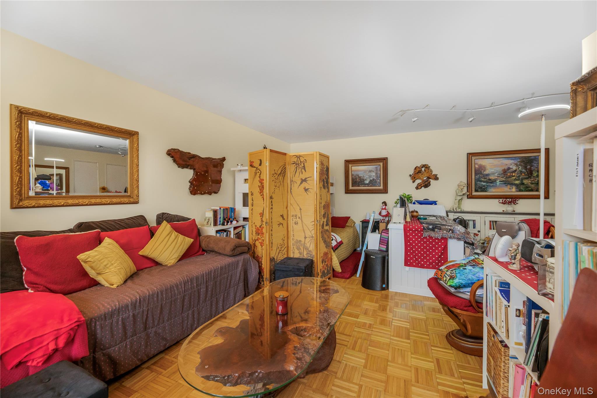 #6 photo, 679 Warburton Avenue, Yonkers , NY 10701