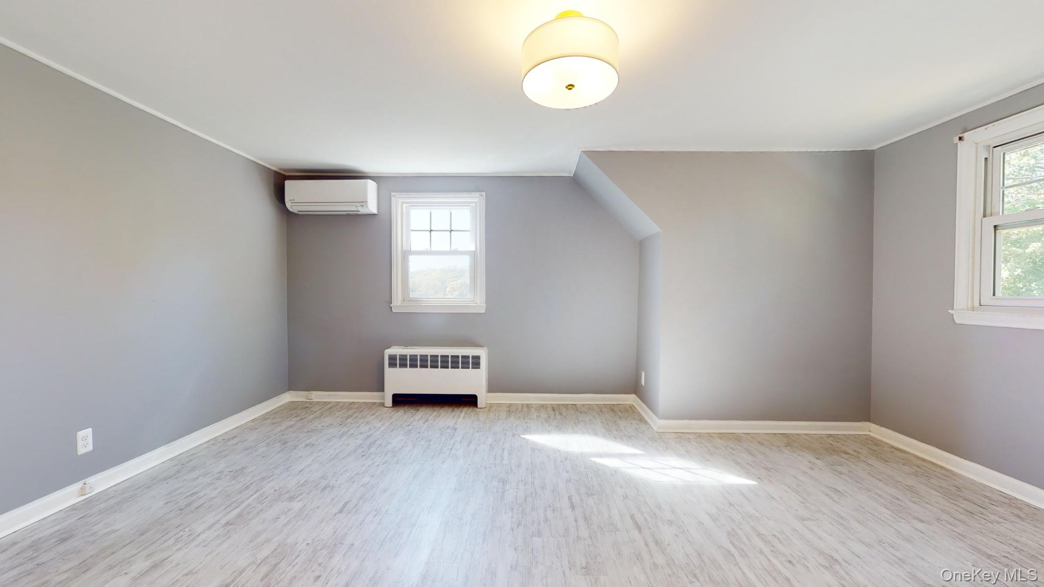 #10 photo, 162 North Road, White Plains , NY 10603