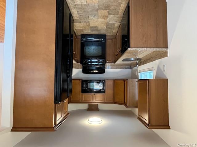 #2 photo, 40 Corchaug Avenue, Port Washington , NY 11050