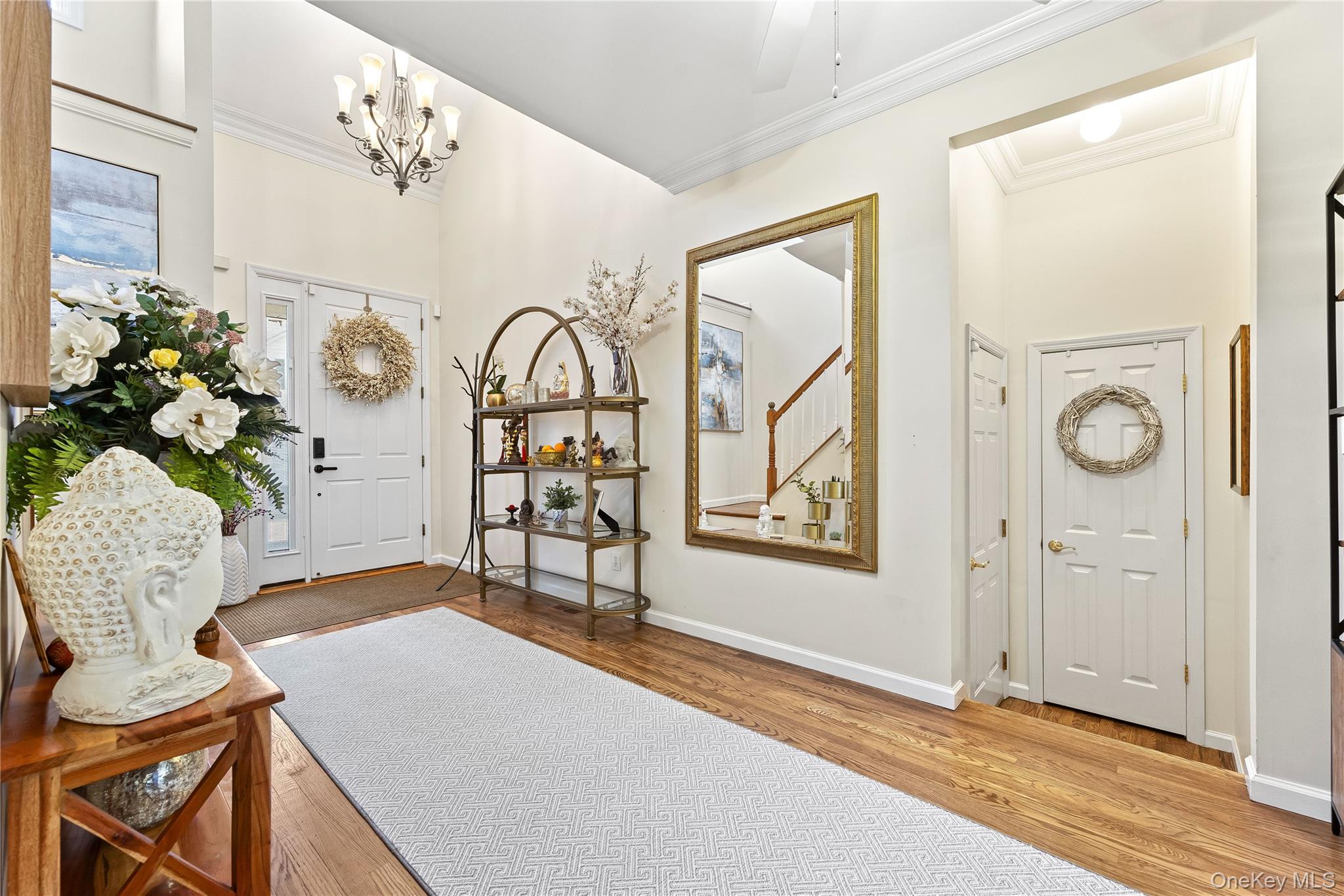 #4 photo, 2 Spring Court, Huntington , NY 11743