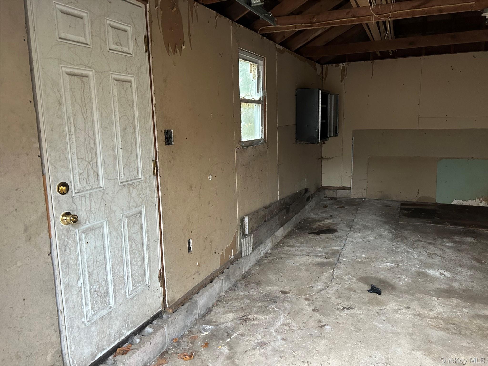 #20 photo, 155 Dahlia Drive, سوفولك Mastic Beach , NY 11951