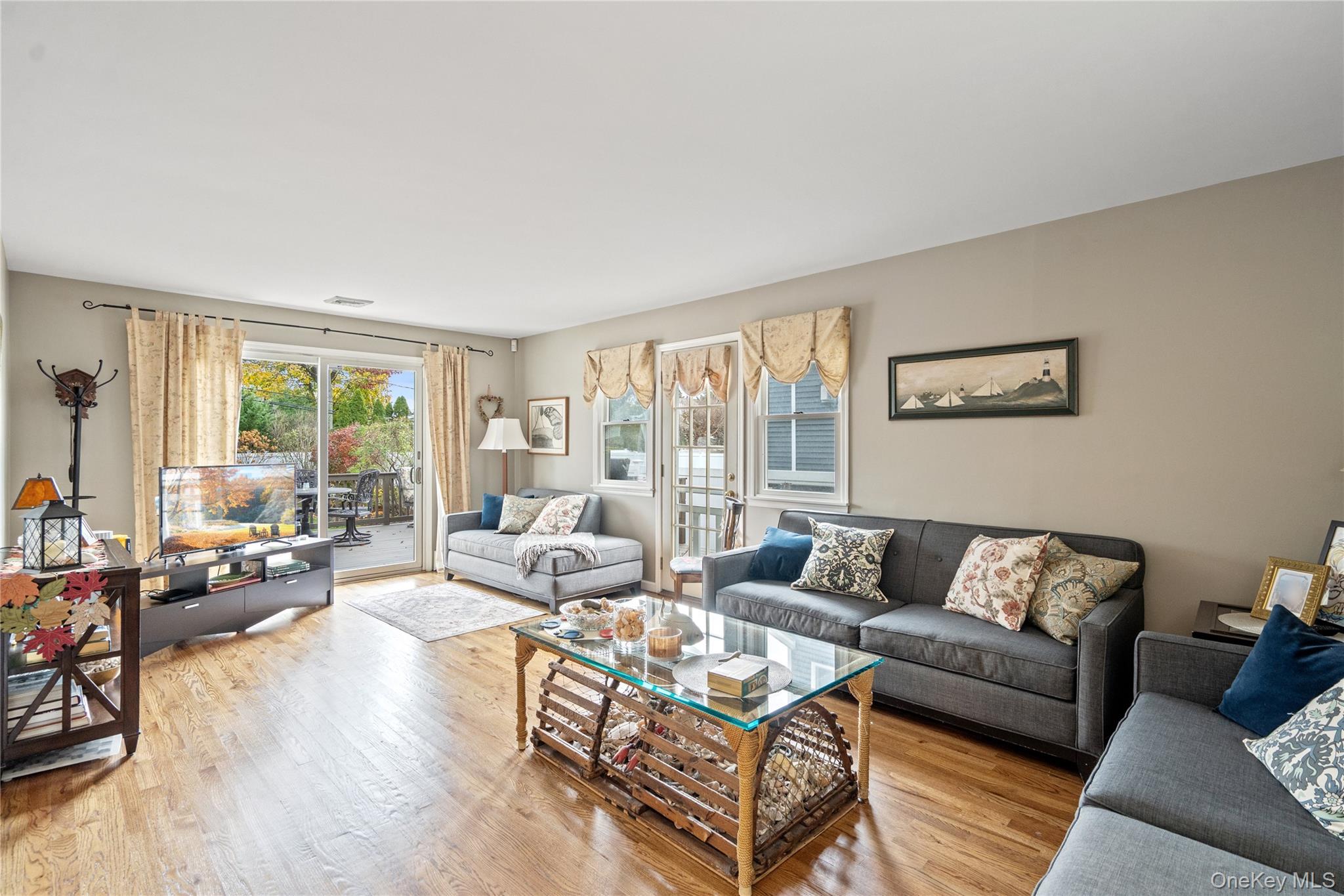 #10 photo, 1617 Richard Avenue, Merrick , NY 11566