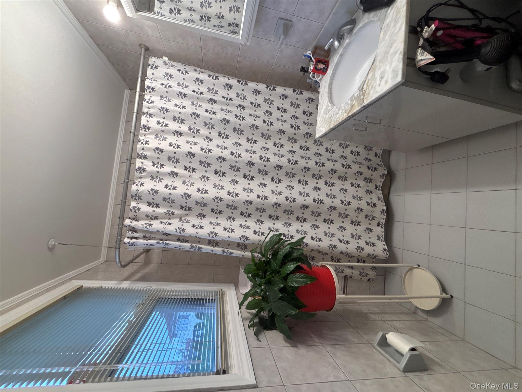 #14 photo, 30 Hicks Lane, Great Neck , NY 11024