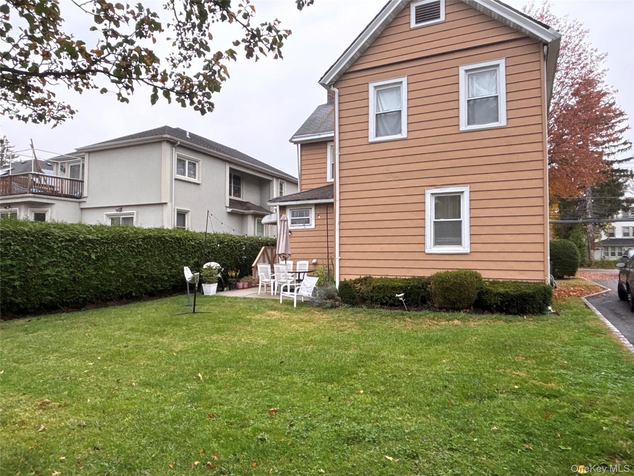 #17 photo, 30 Hicks Lane, Great Neck , NY 11024