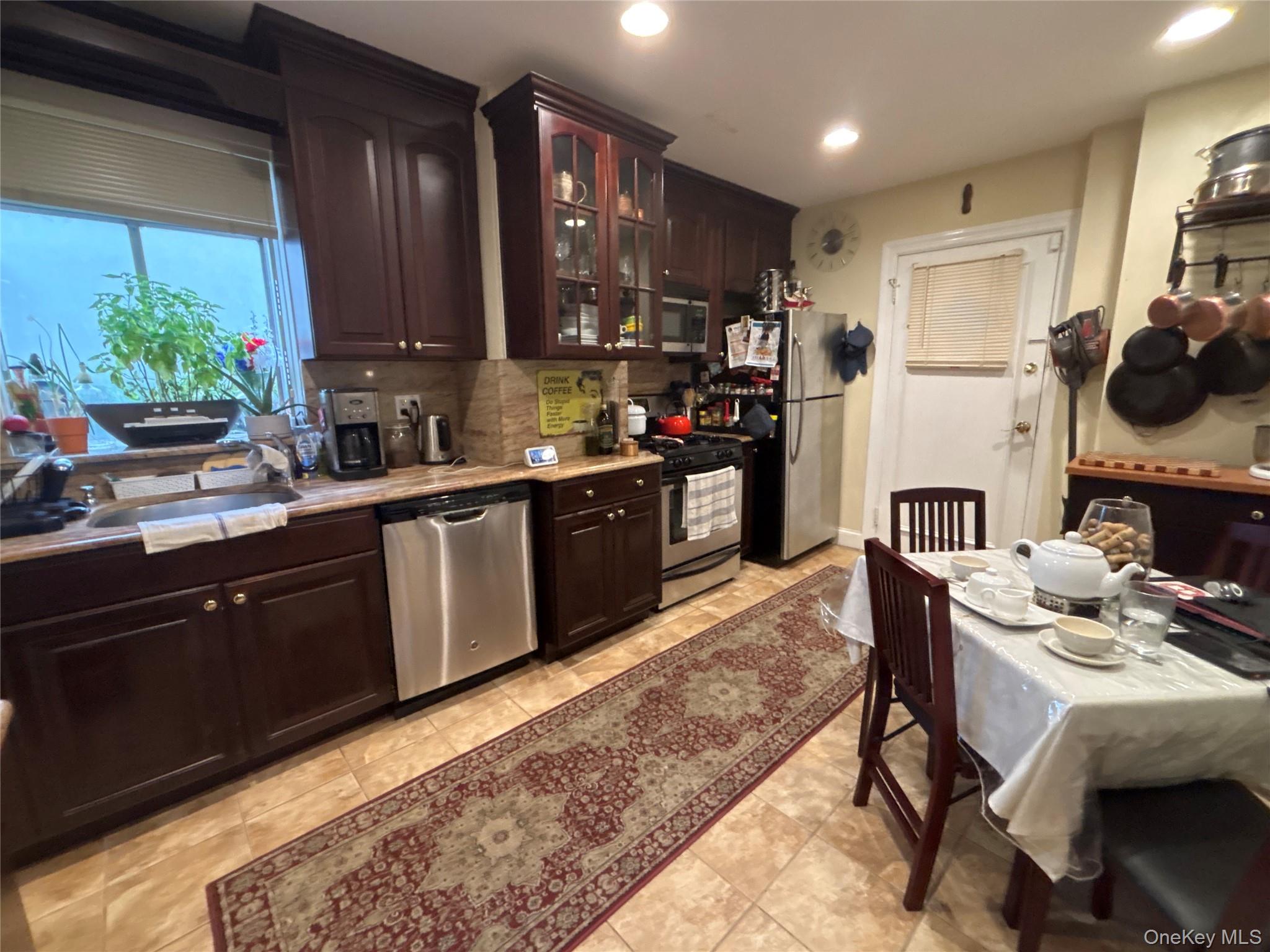 #4 photo, 30 Hicks Lane, Great Neck , NY 11024